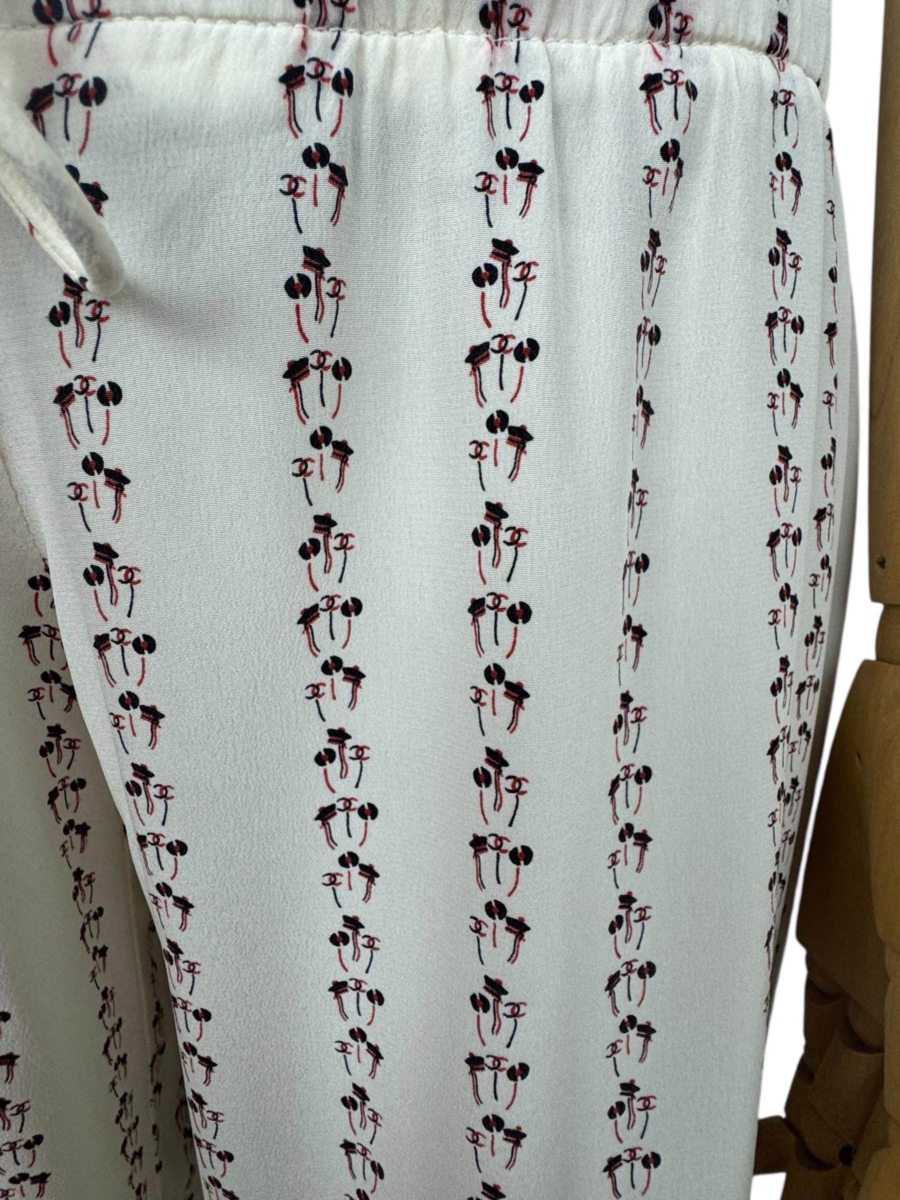CHANEL WHITE PRINTED SILK DENIM WAISTBAND PANTS