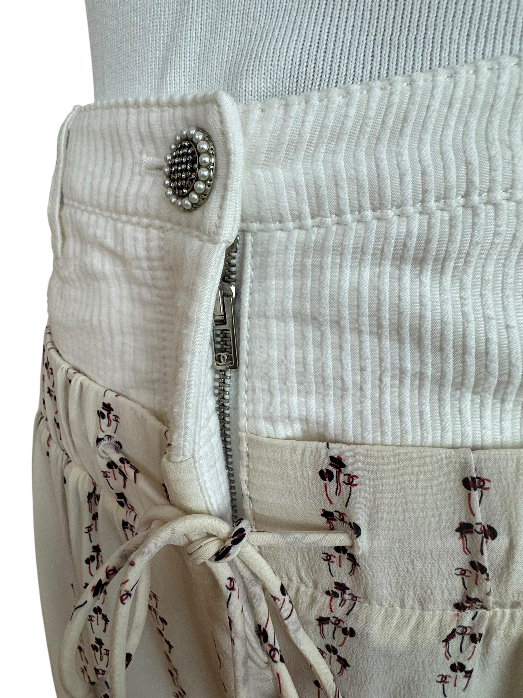 CHANEL WHITE PRINTED SILK DENIM WAISTBAND PANTS