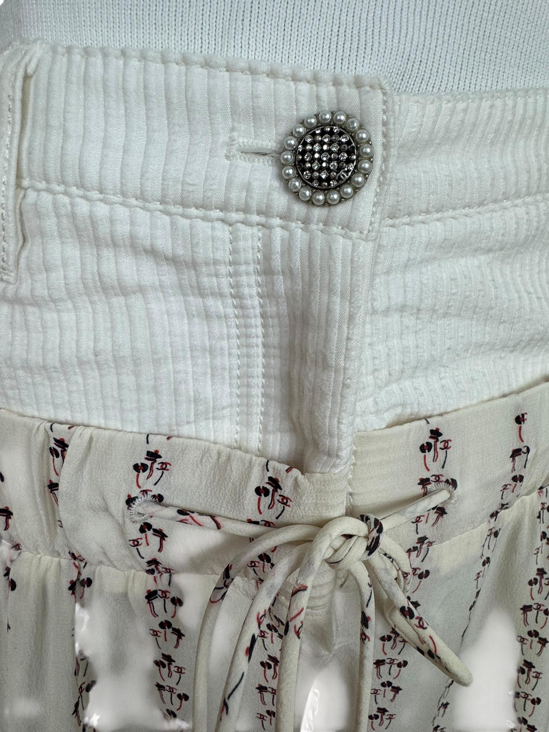 CHANEL WHITE PRINTED SILK DENIM WAISTBAND PANTS