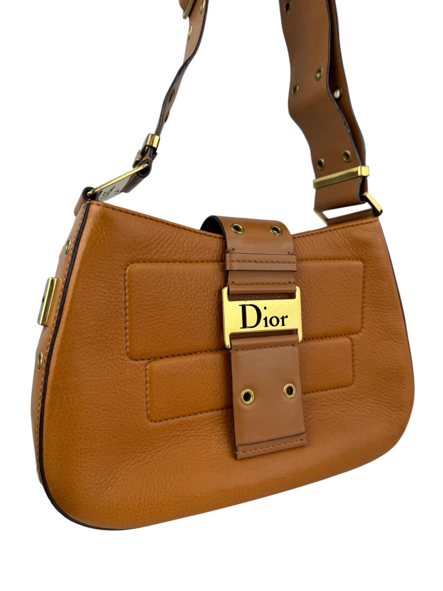CHRISTIAN DIOR BROWN COLUMBUS ÇANTA