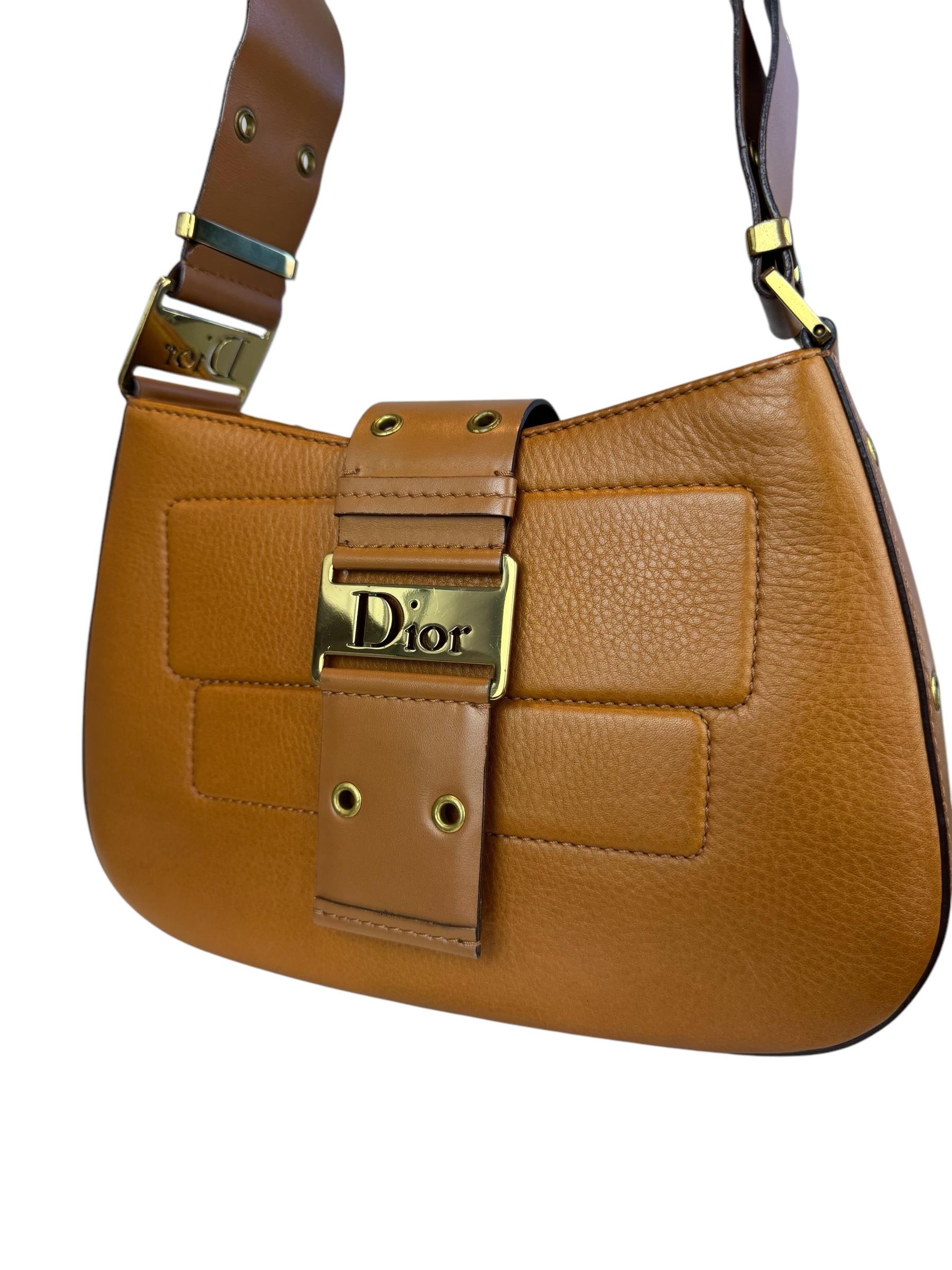 CHRISTIAN DIOR BROWN COLUMBUS ÇANTA