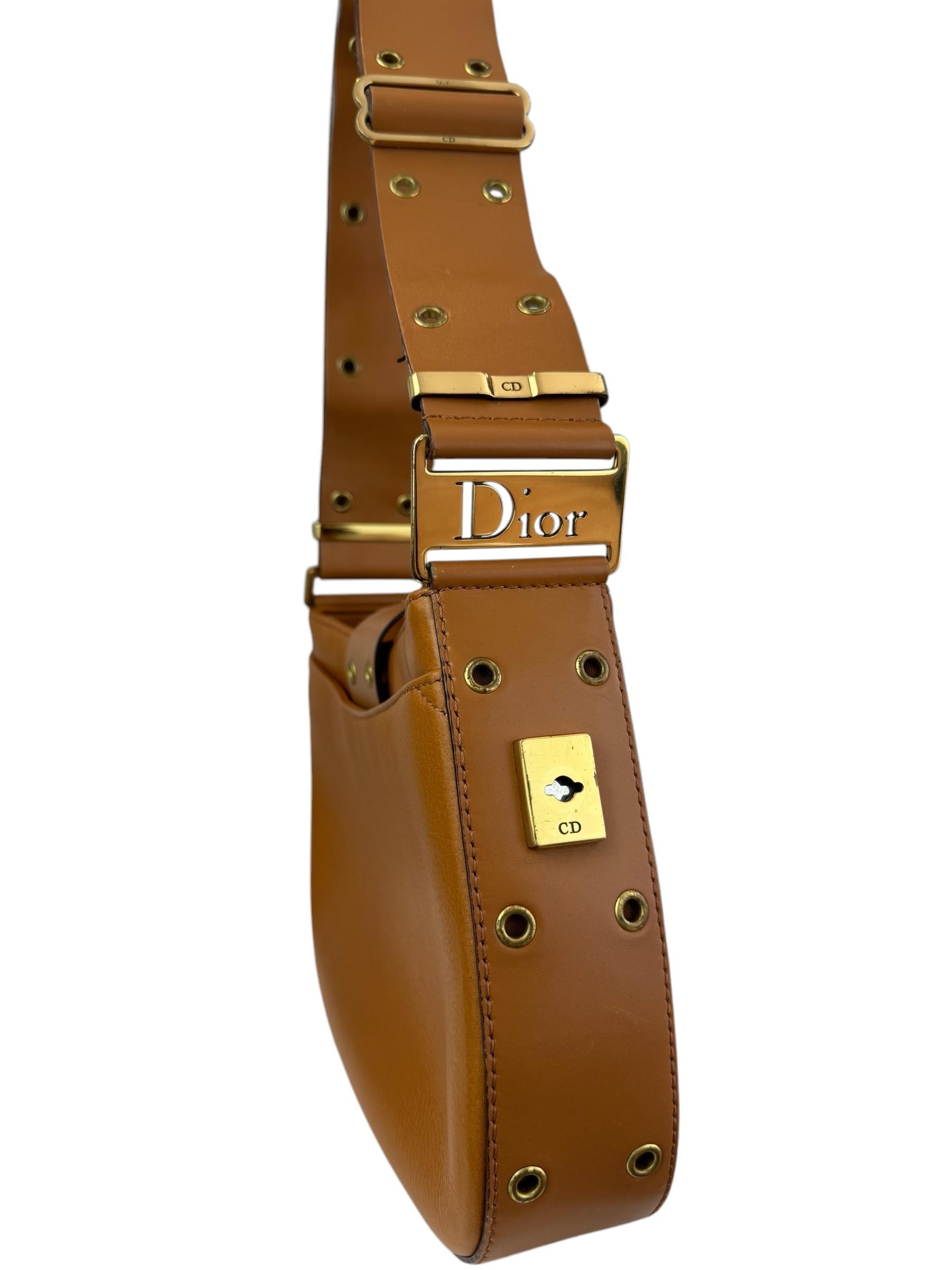 CHRISTIAN DIOR BROWN COLUMBUS ÇANTA