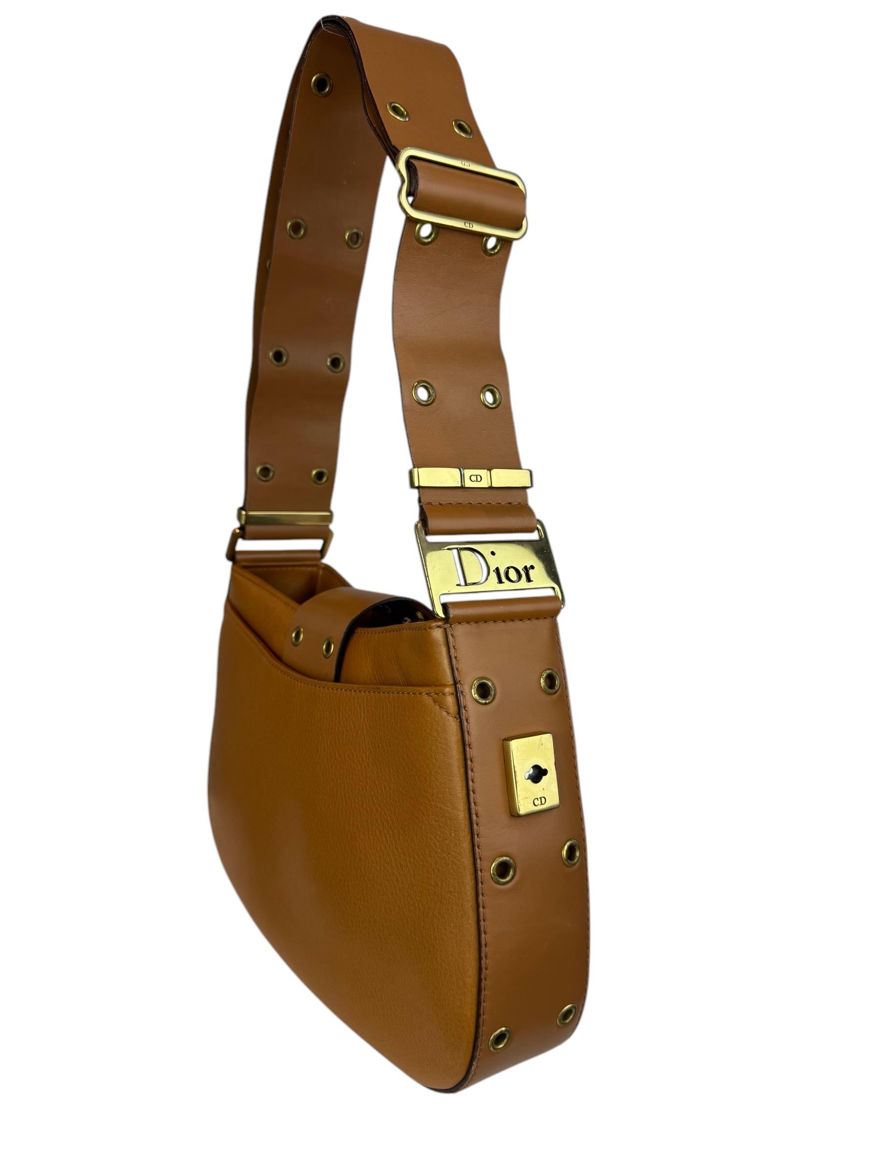 CHRISTIAN DIOR BROWN COLUMBUS ÇANTA