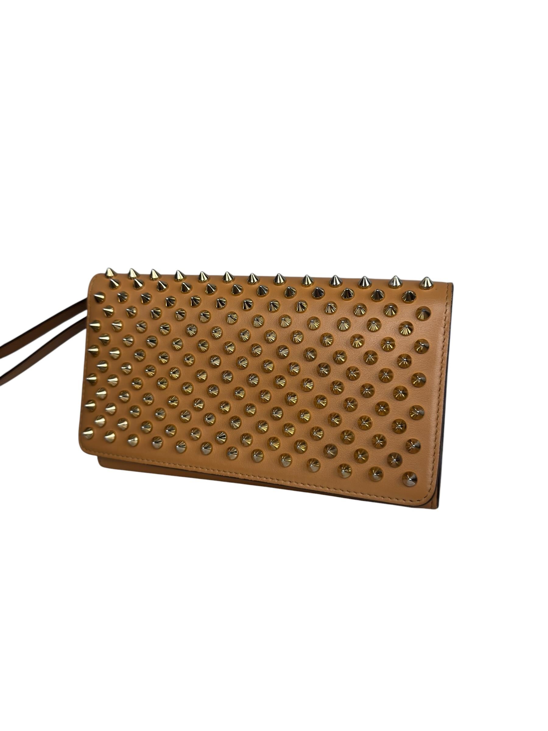 CHRISTIAN LOUBOUTIN BEIGE STUDDED CLUCTH