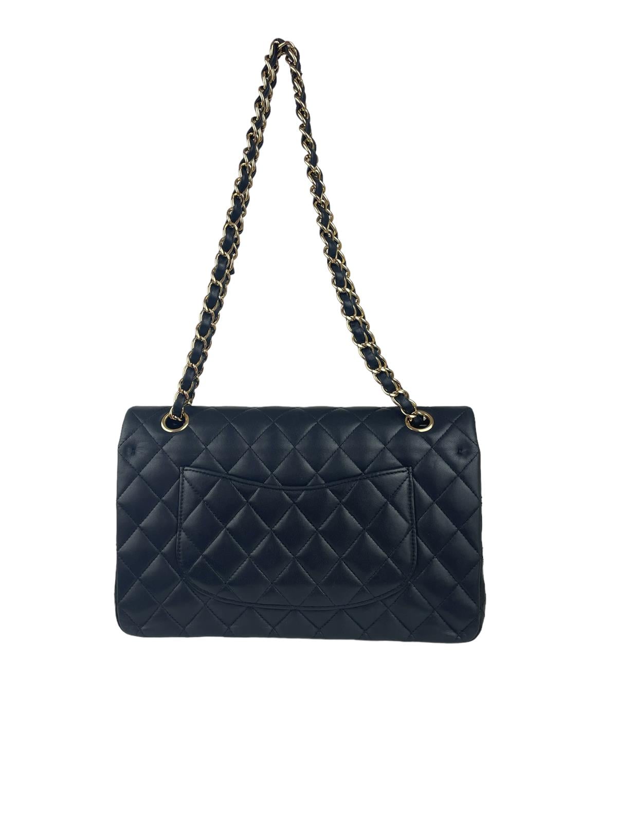 CLASSIC MEDIUM LAMBSKIN DOUBLE FLAP BAG