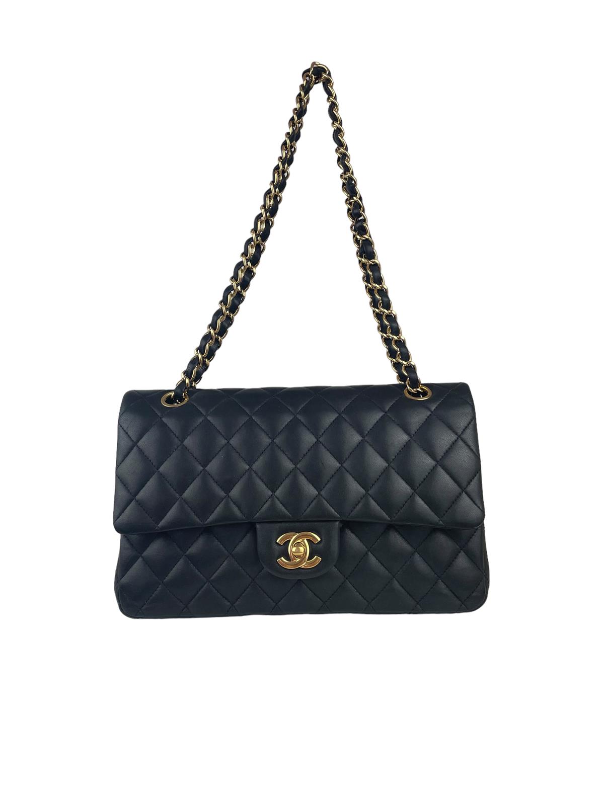 CLASSIC MEDIUM LAMBSKIN DOUBLE FLAP BAG
