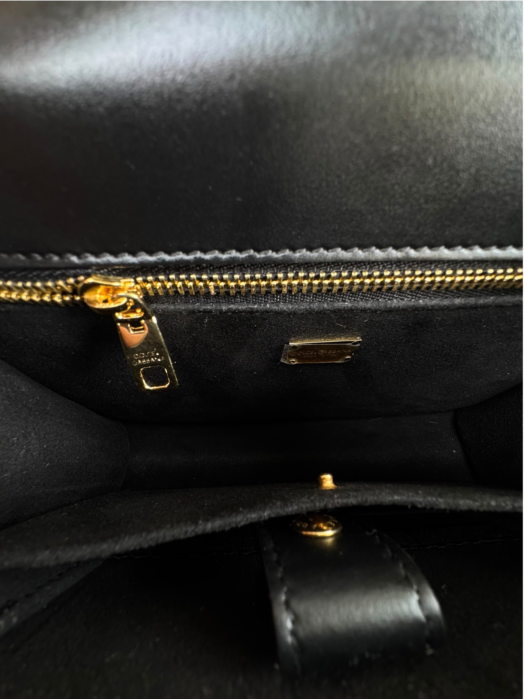 DOLCE GABBANA DG LOGO SHOULDER BAG