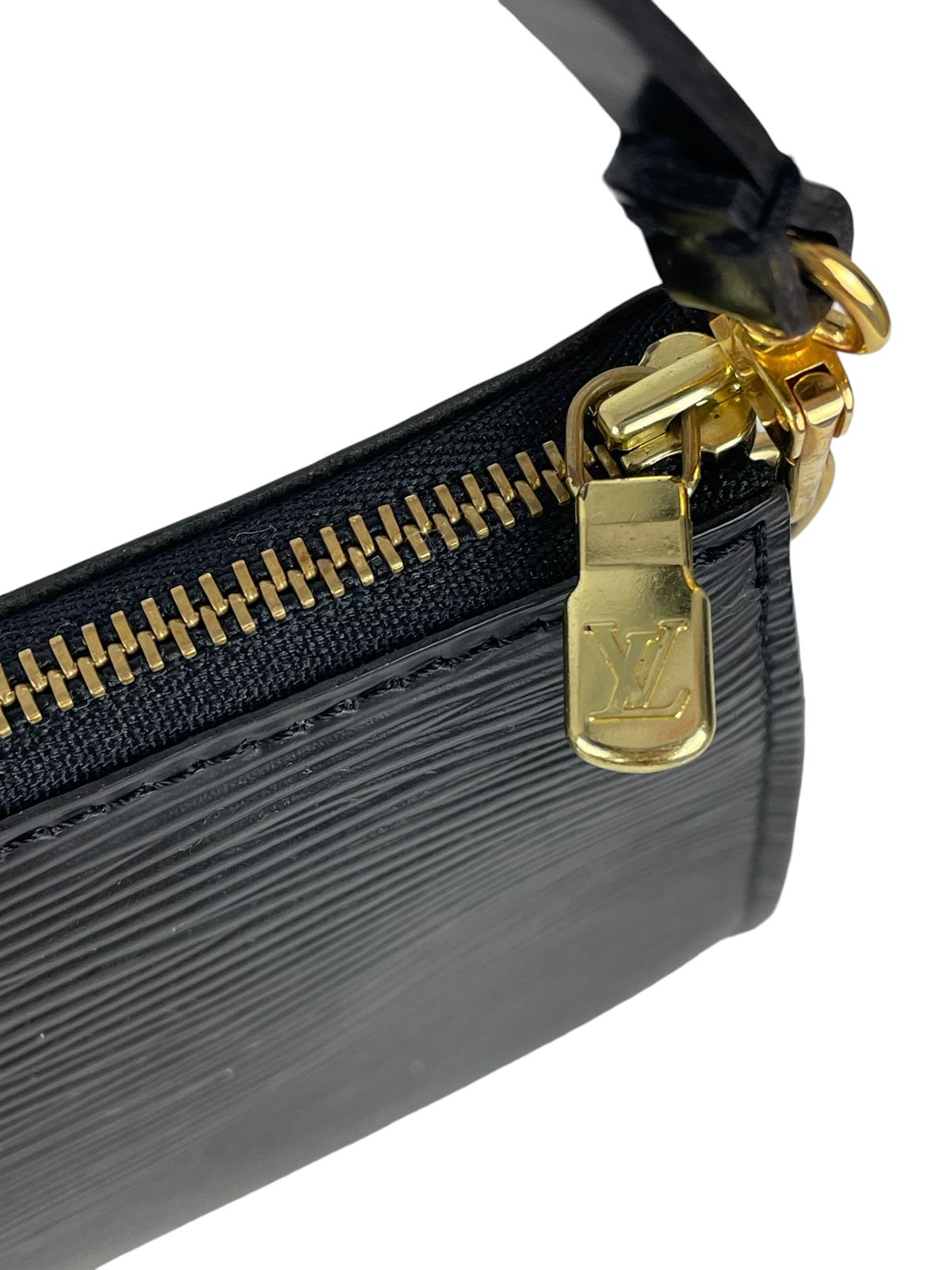 EPI LEATHER POCHETTE