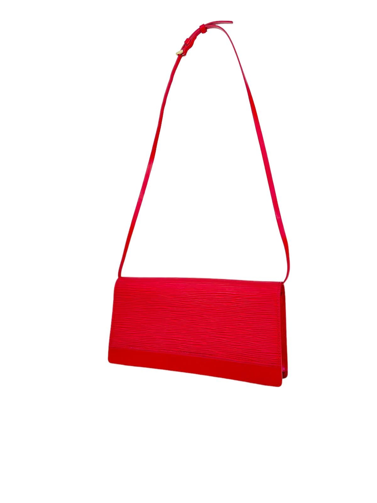 EPI LEATHER SHOULDER BAG
