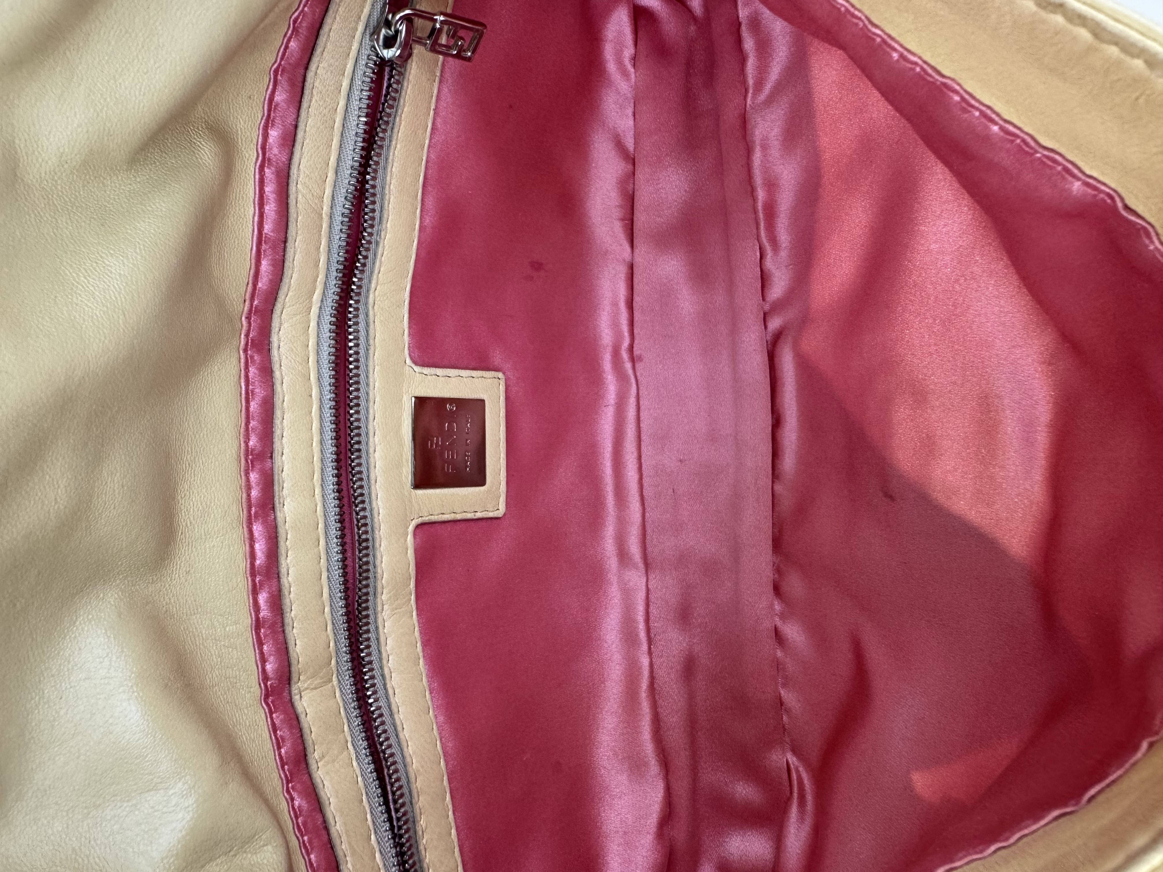 FENDI BEIGE PINK BAGUETTE