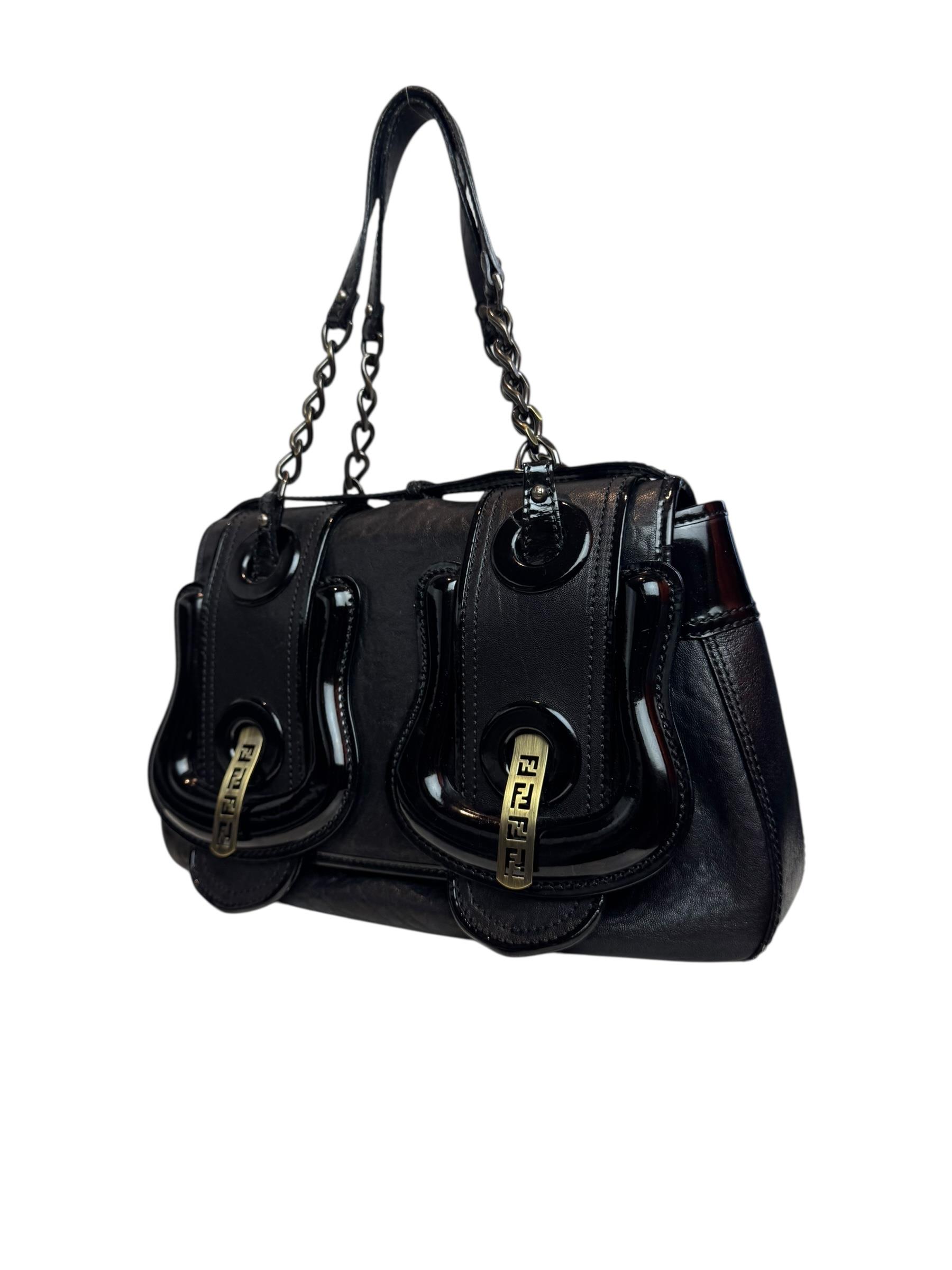 FENDI BLACK LEATHER SHOULDER BAG