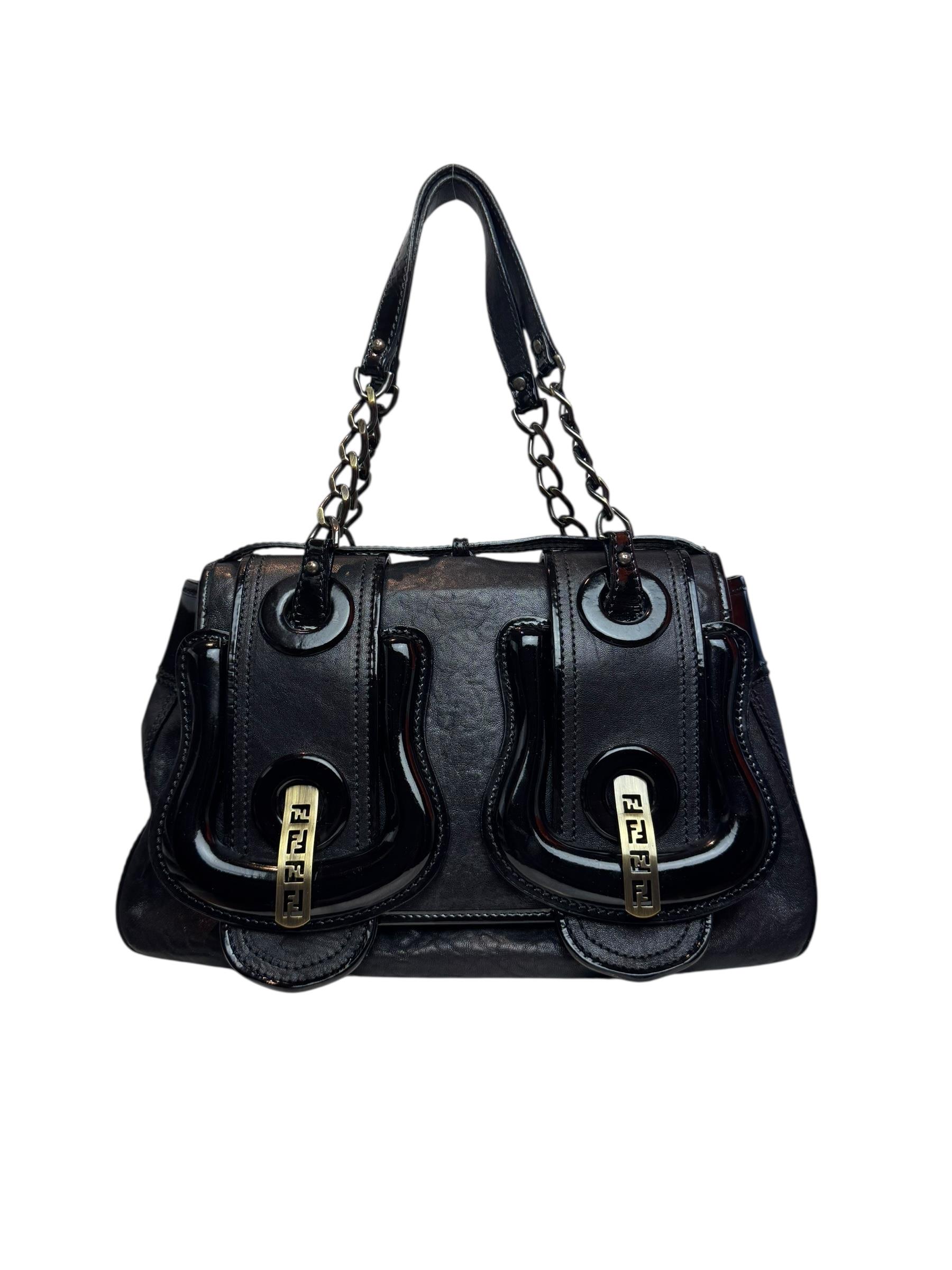 FENDI BLACK LEATHER SHOULDER BAG