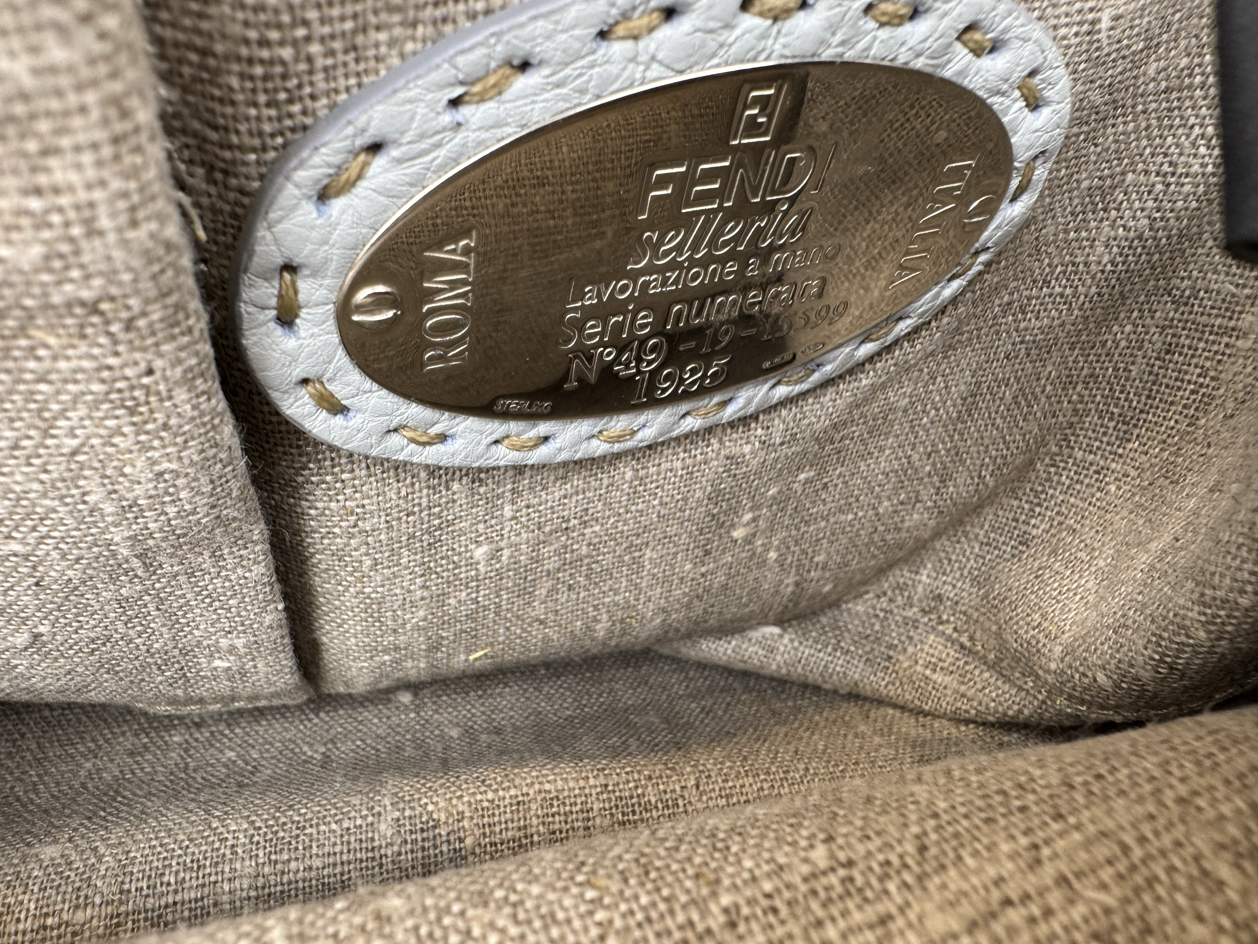 FENDI SELLERIA FIRENZA LEATHER BAG
