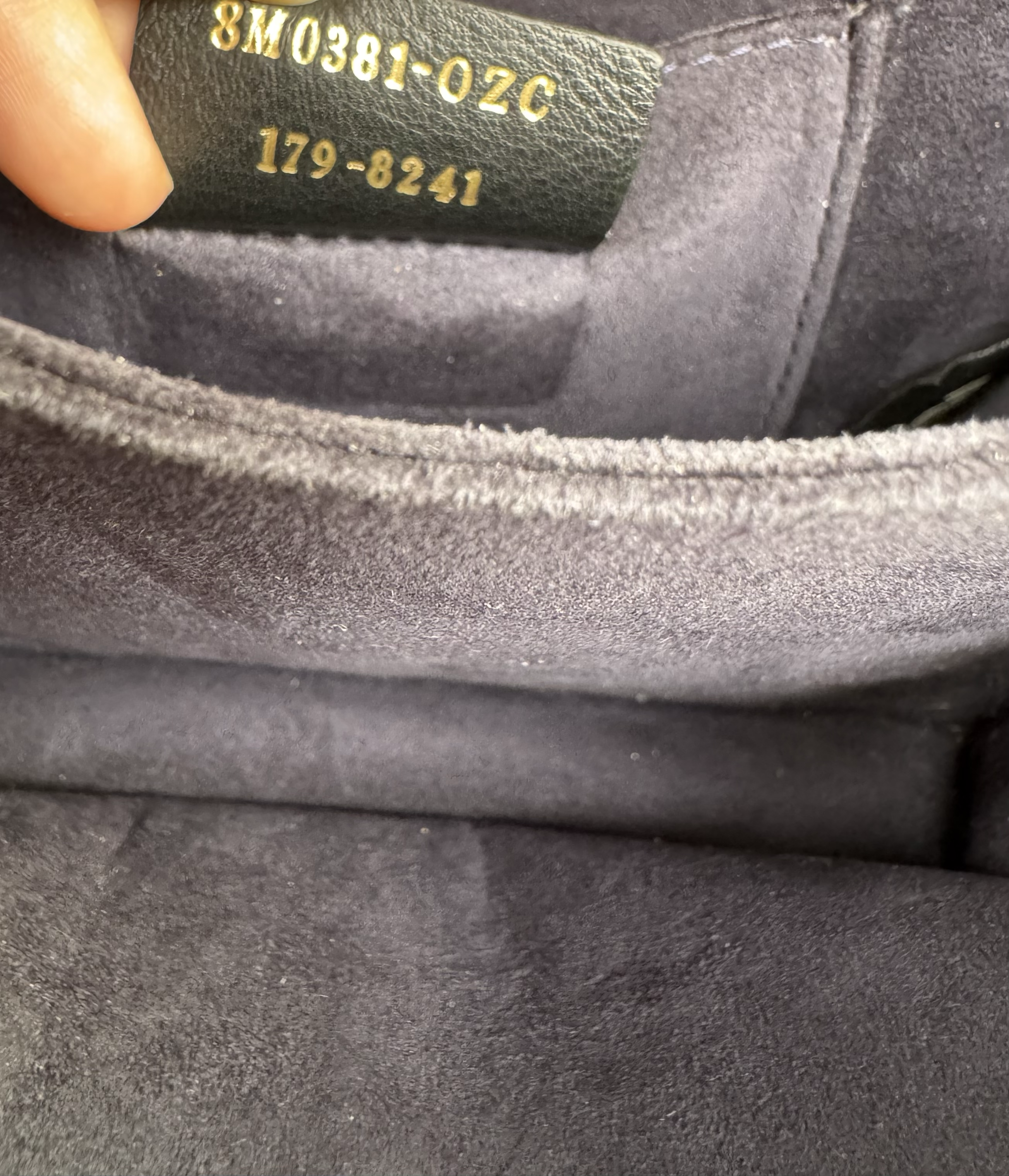 FENDI SMALL SCALLOPED LEATHER I KAN BAG