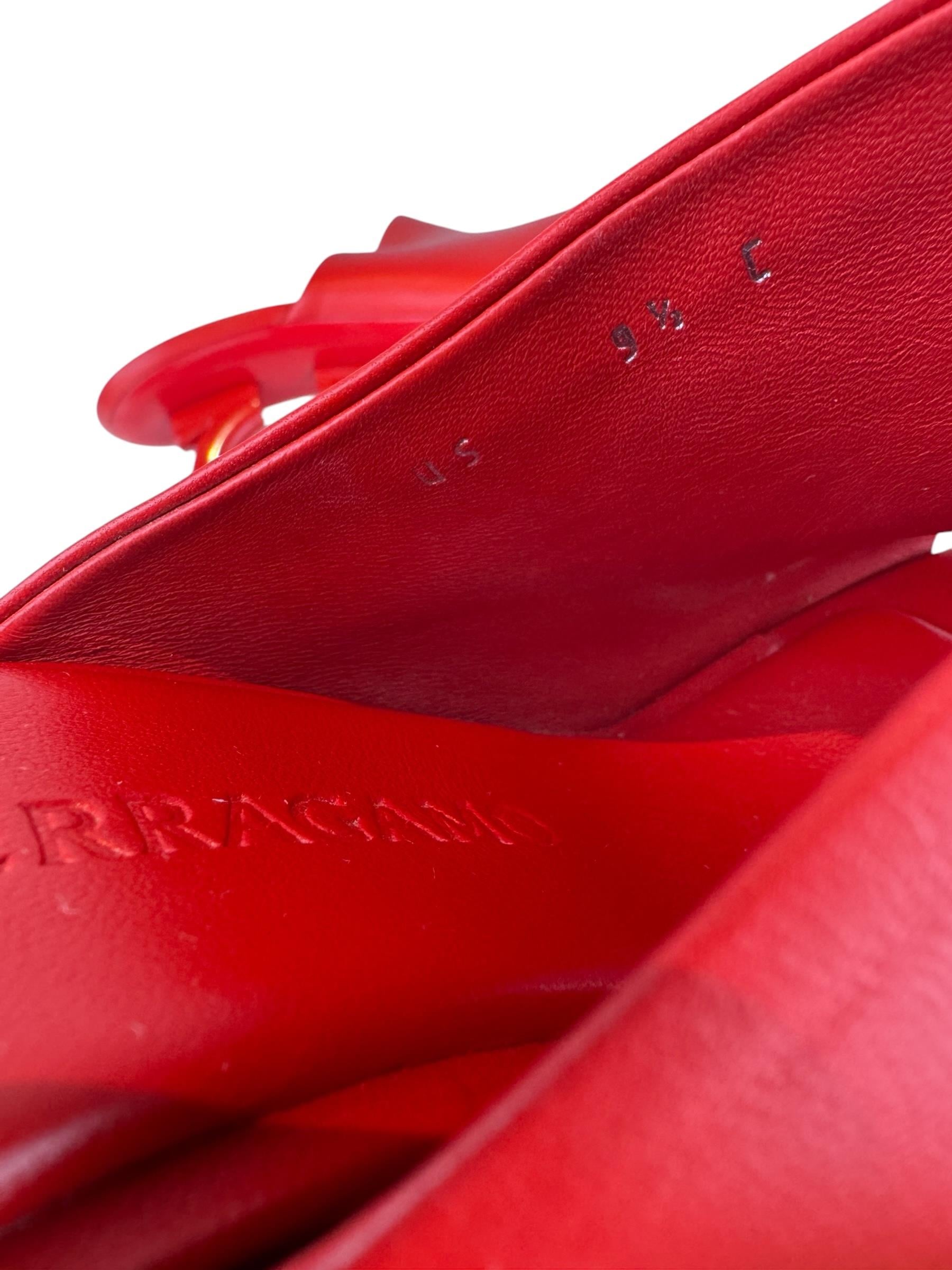 FERRAGAMO ELINA GANCIO HEEL