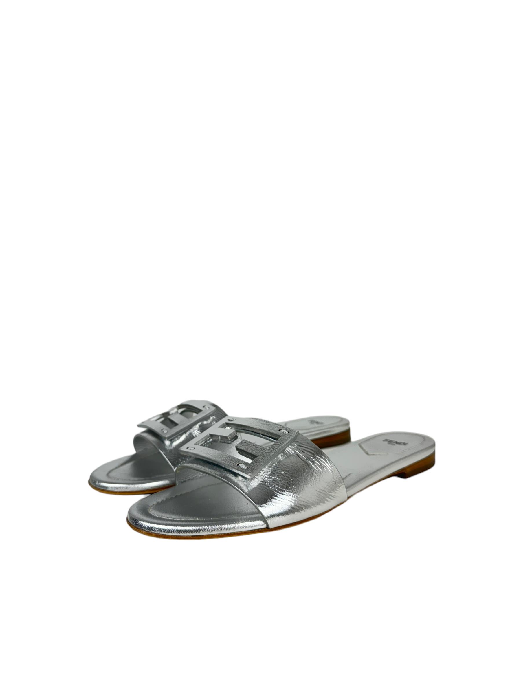 FPENDI SILVER FF LOGO SLIDES 