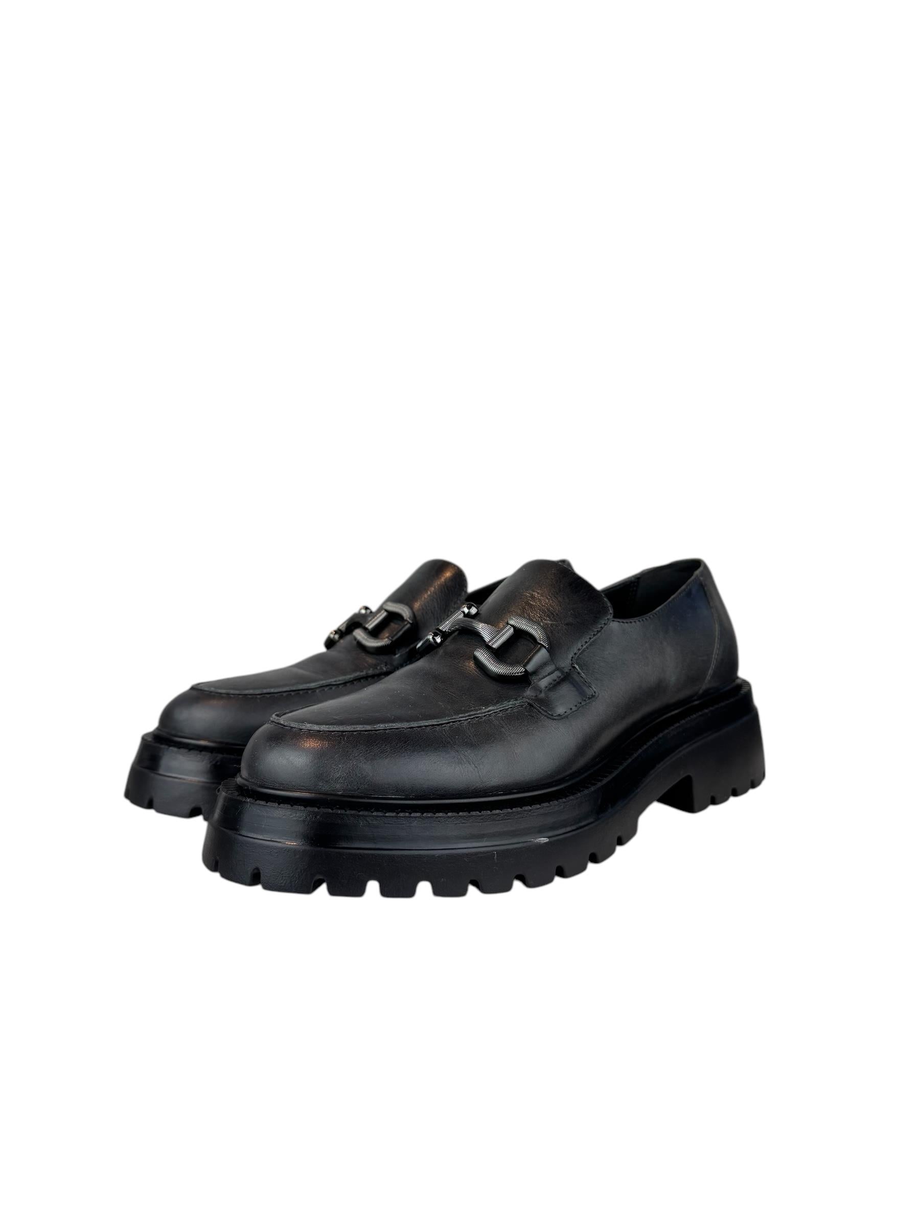 GEORGE HOGG LEATHER LOAFER