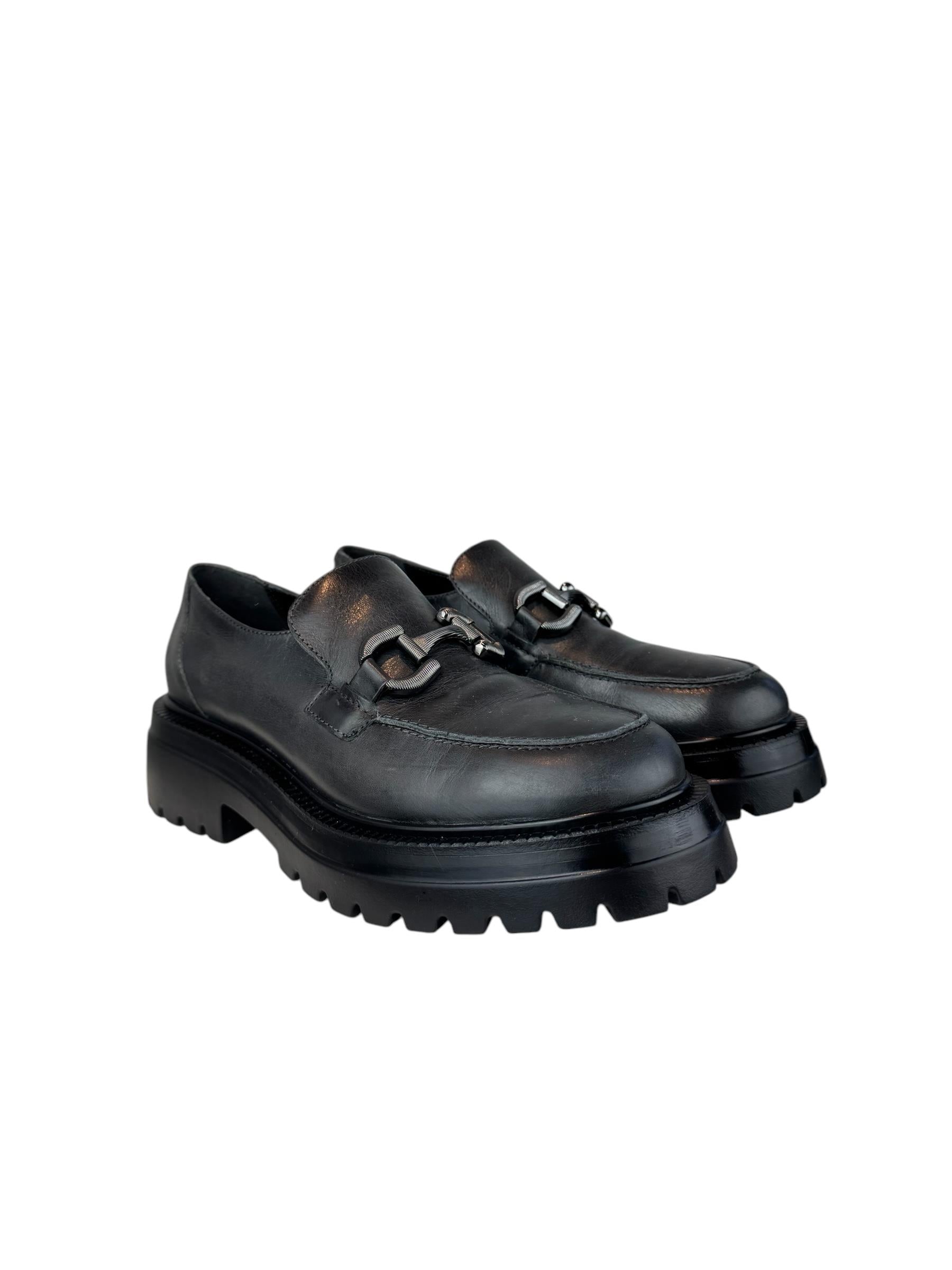 GEORGE HOGG LEATHER LOAFER