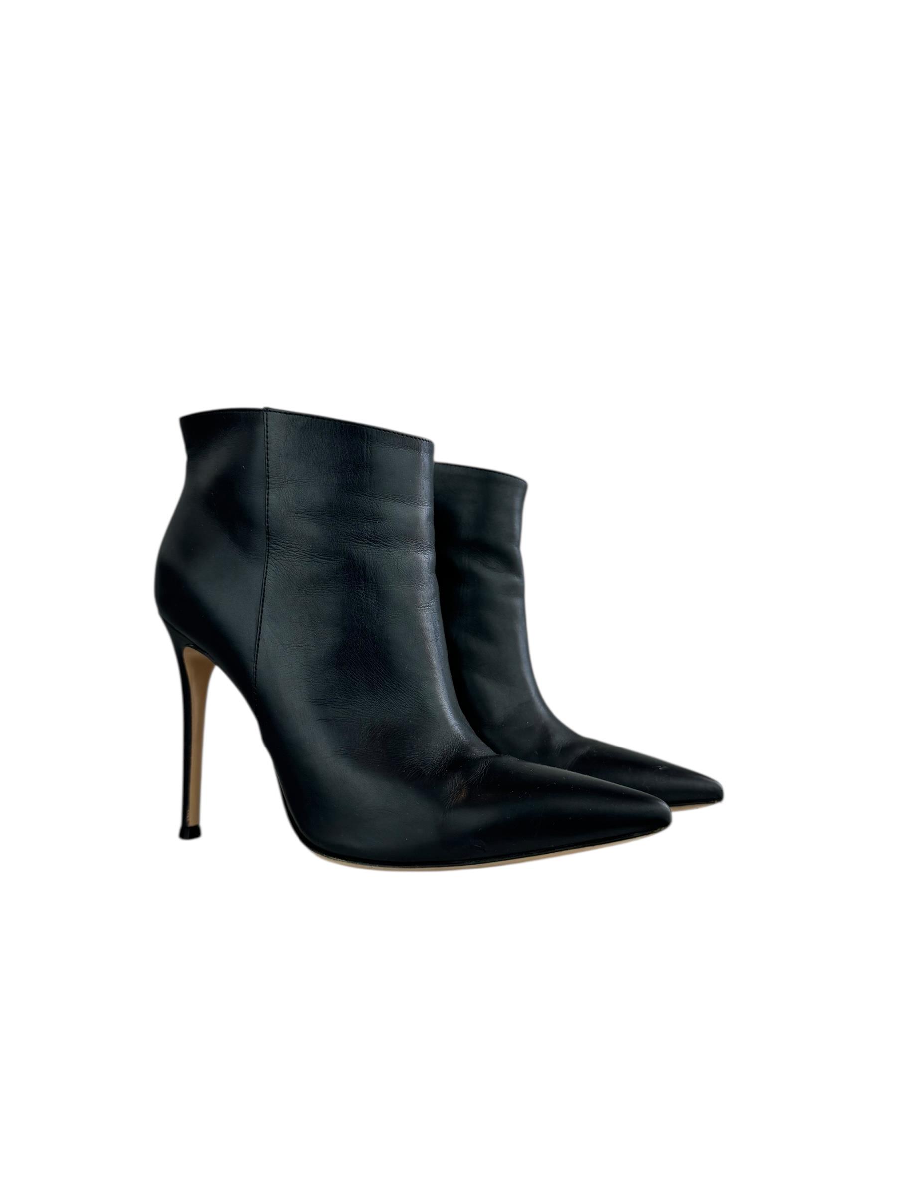 GIANVITO ROSSI LEATHER BOOTS