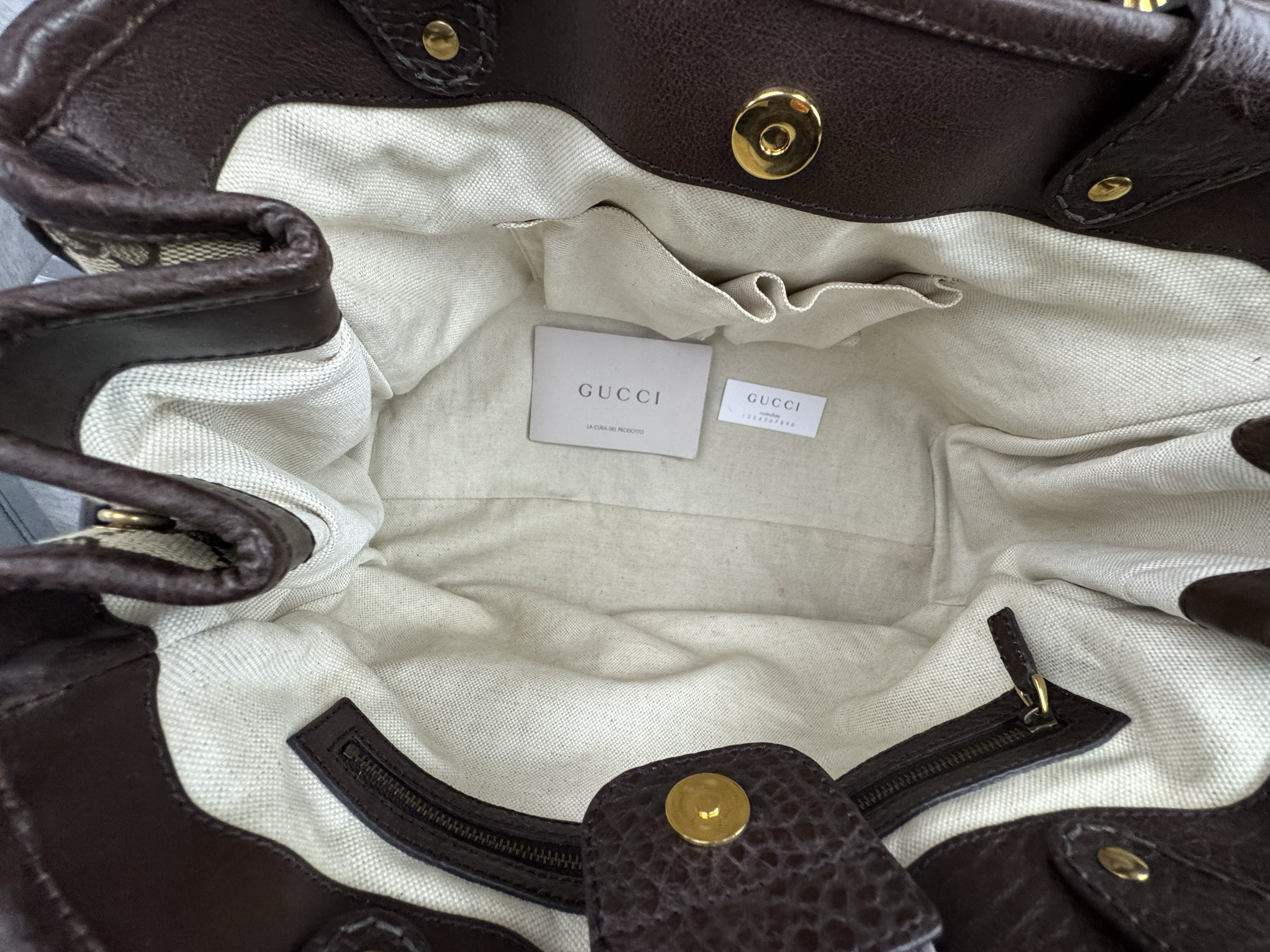 GUCCI BEIGE EBONY GG CANVAS RUNNING TOTE BAG