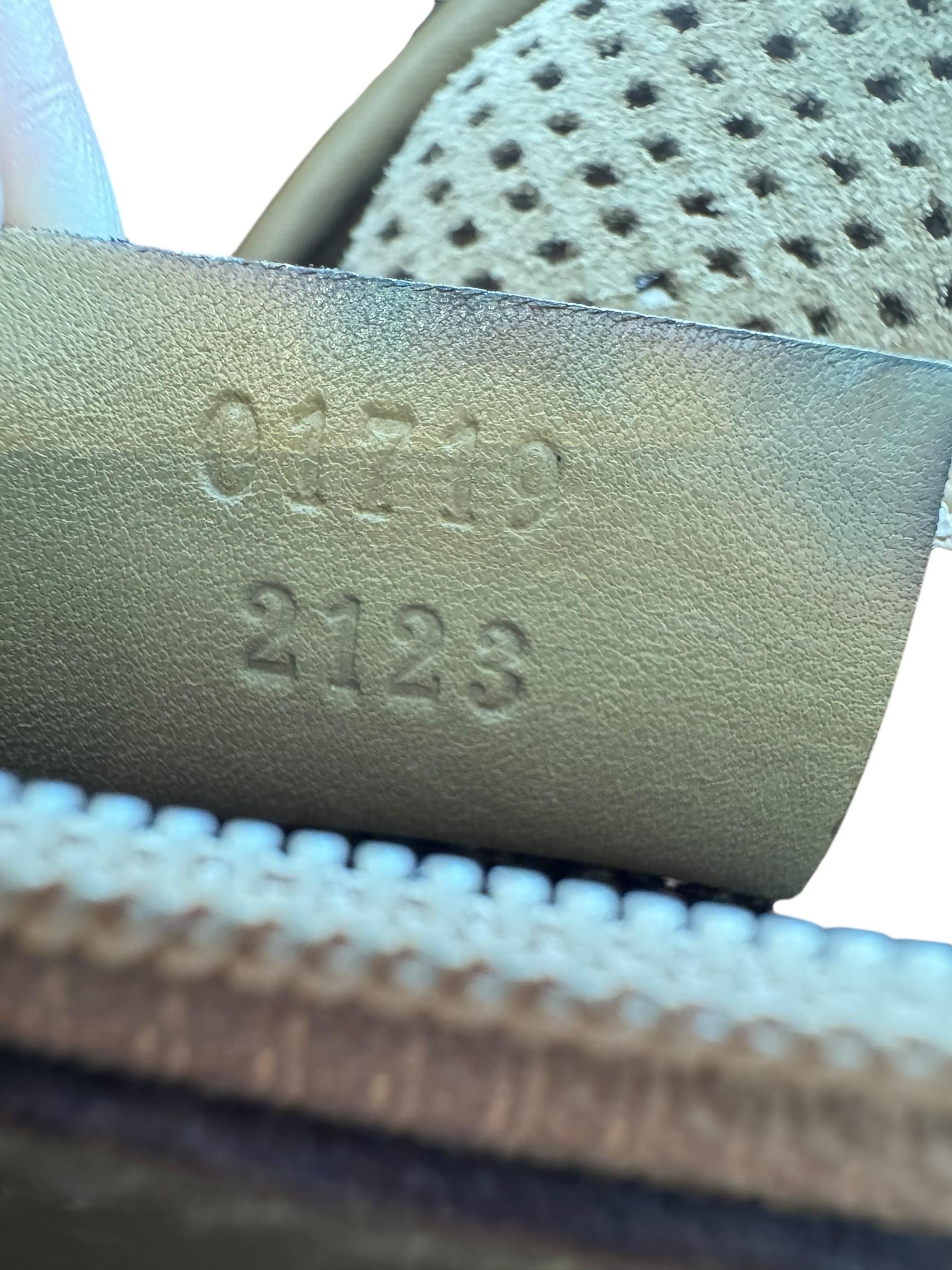 GUCCI BEIGE JACKIE BAG