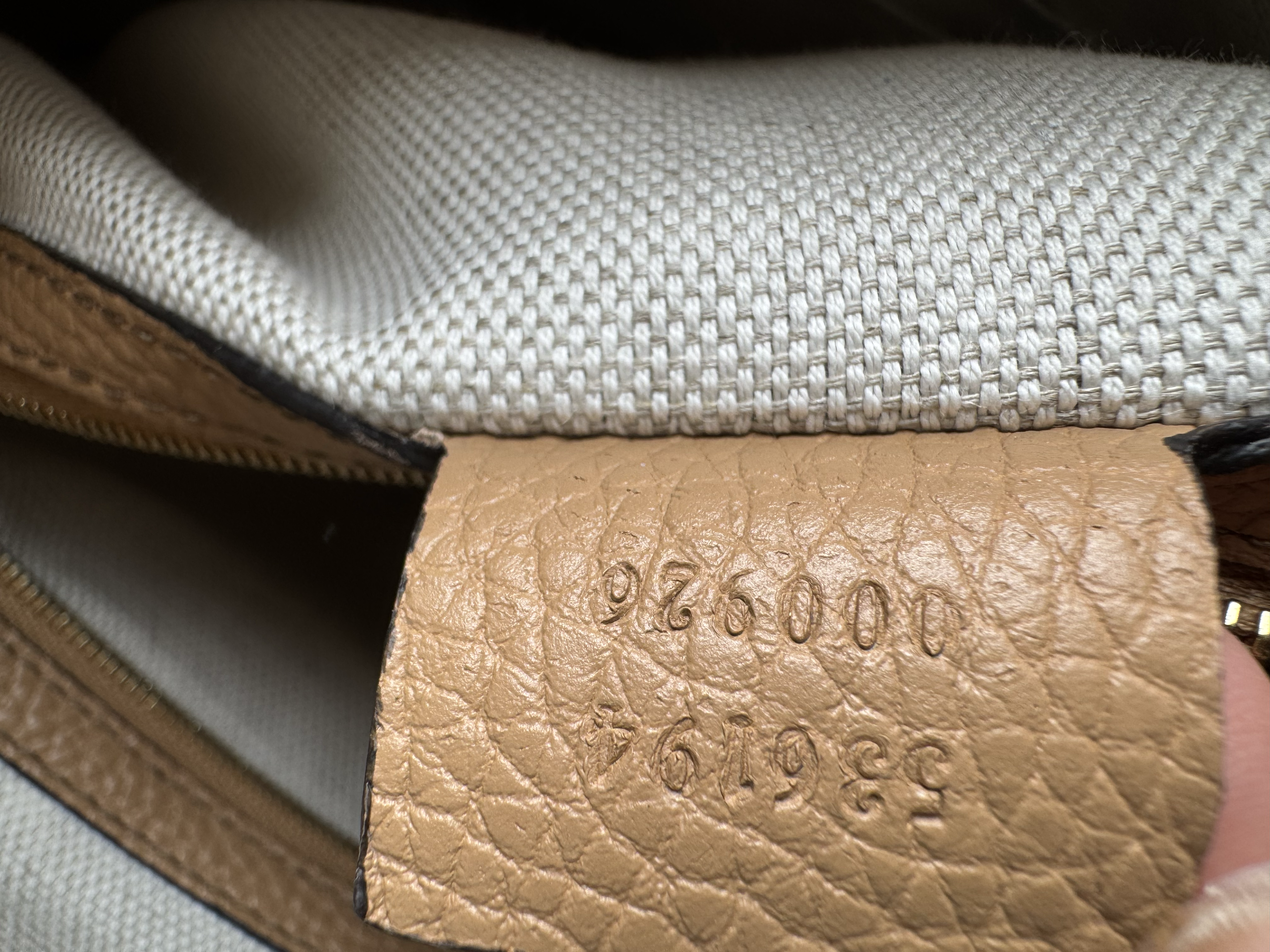 GUCCI BEIGE SOHO BAG