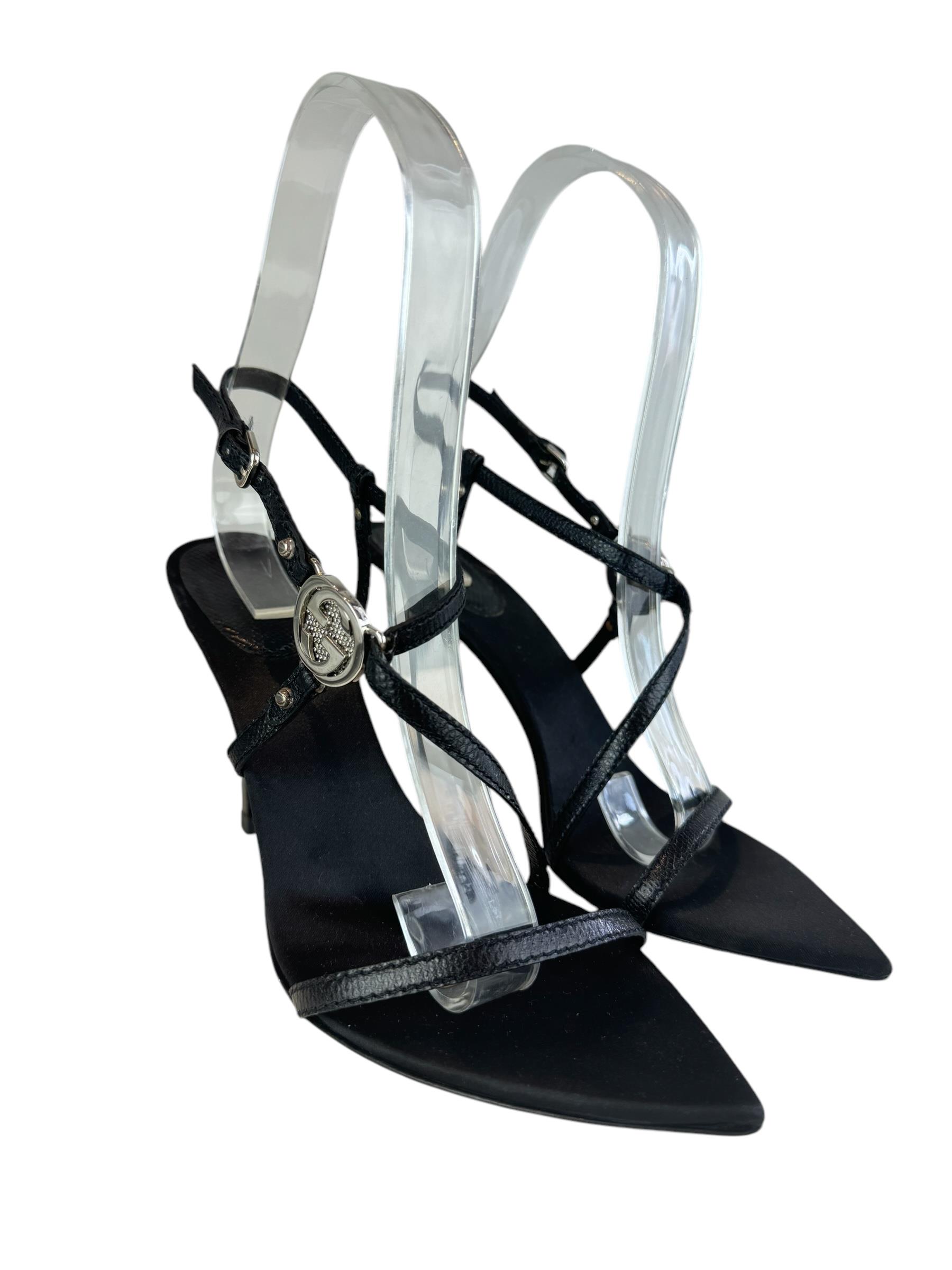 GUCCI BLACK COURTS HEELS
