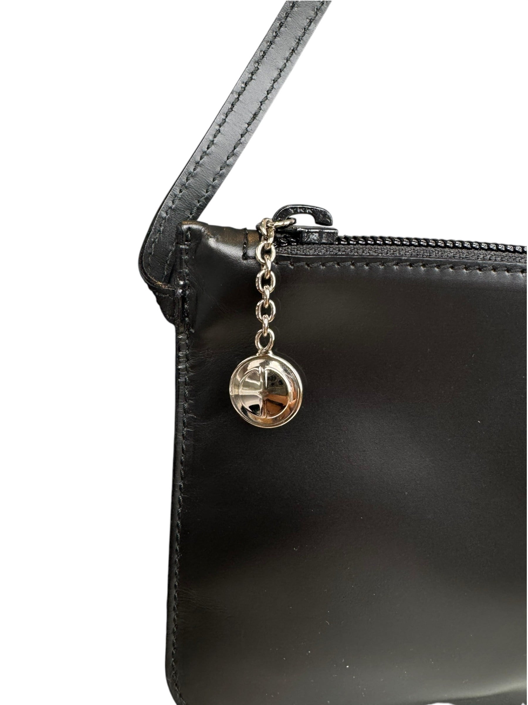 GUCCI BLACK LEATHER SHOULDER BAG