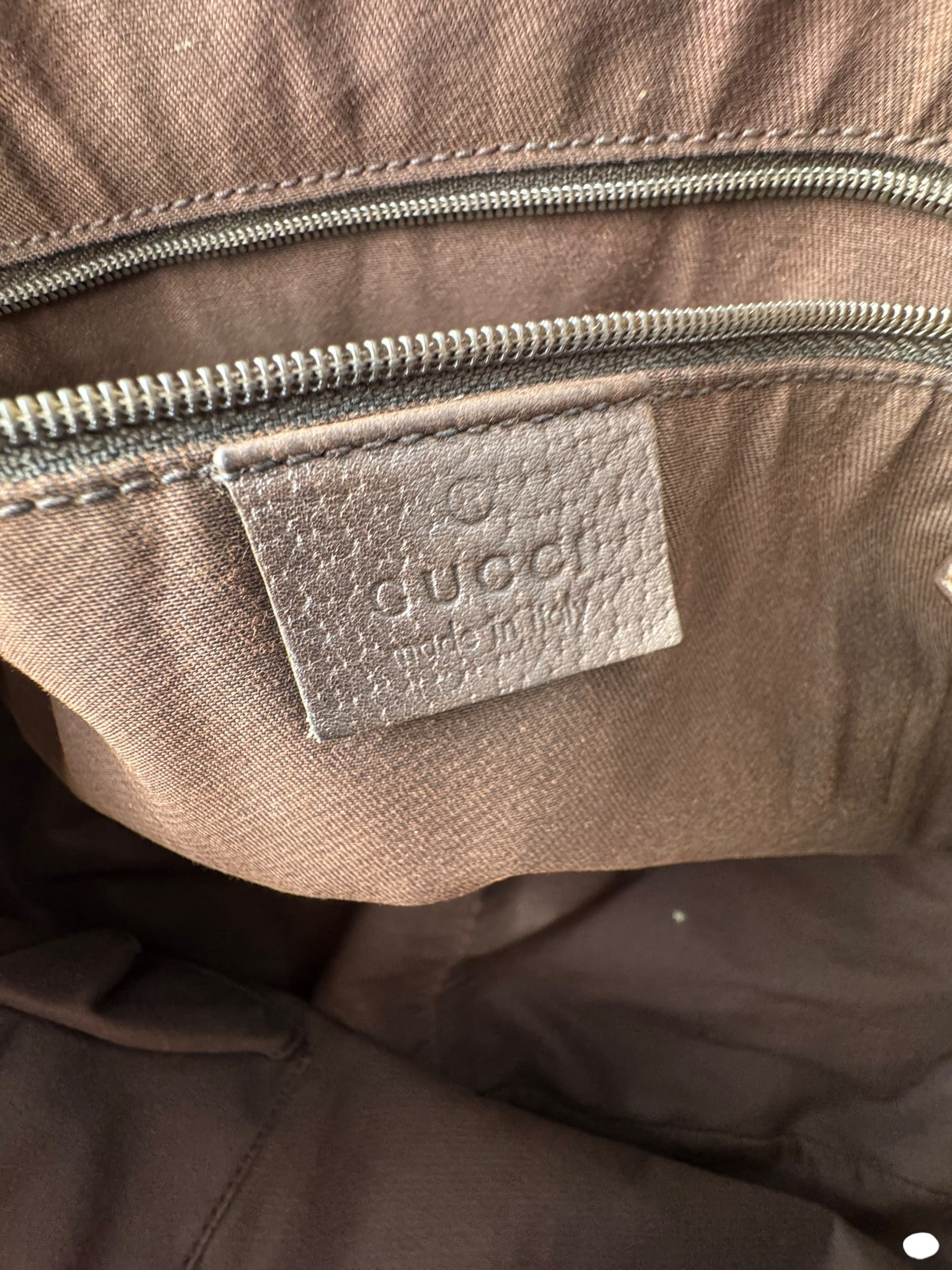 GUCCI GG CANVAS ABBEY SHOULDER BAG