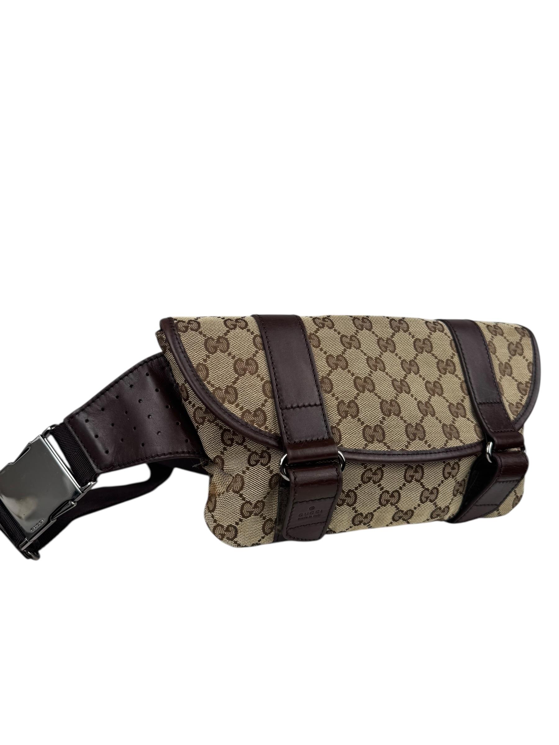 GUCCI GG CANVAS BELT BAG