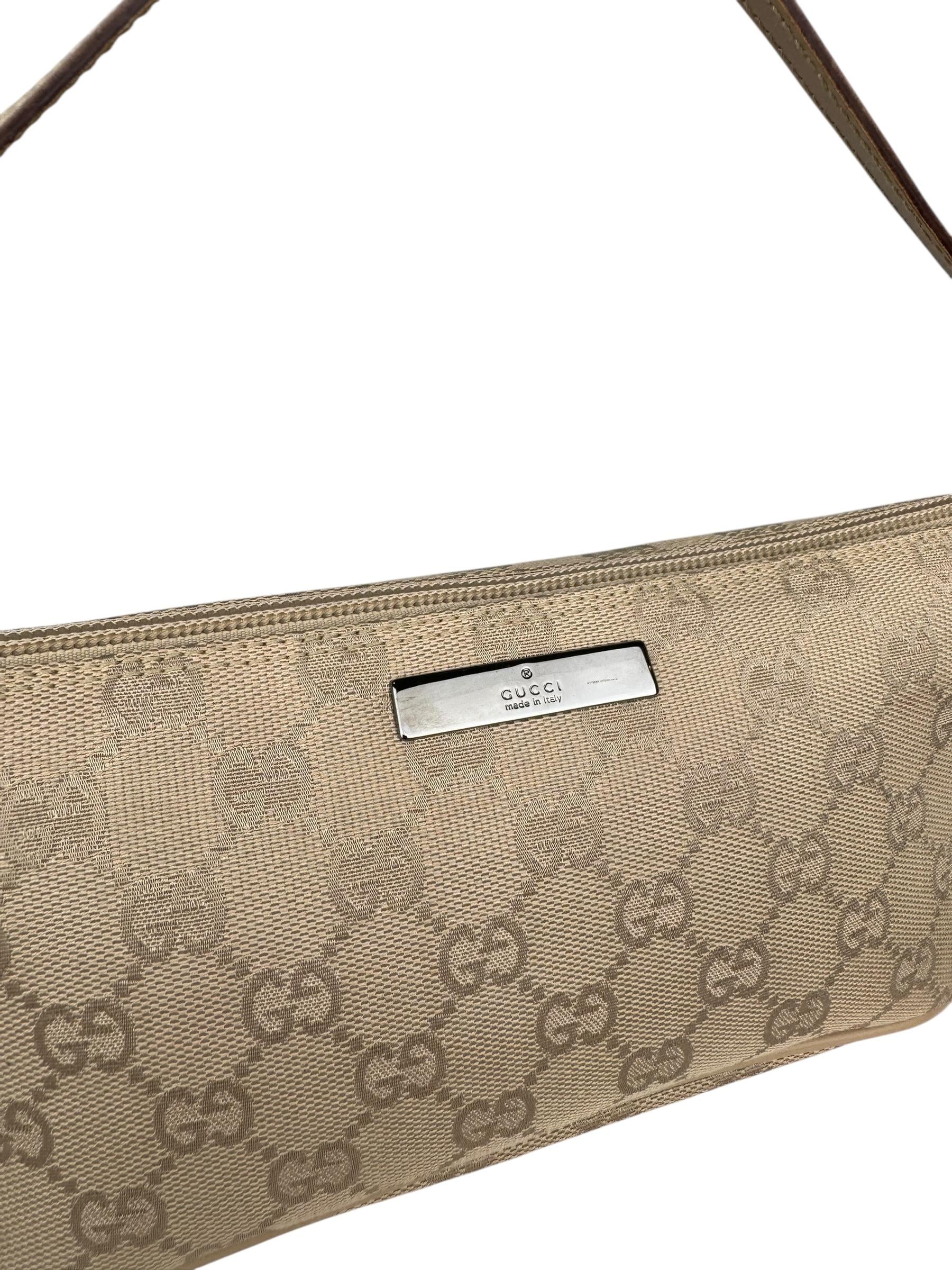 GUCCI GG CANVAS BOAT POCHETTE
