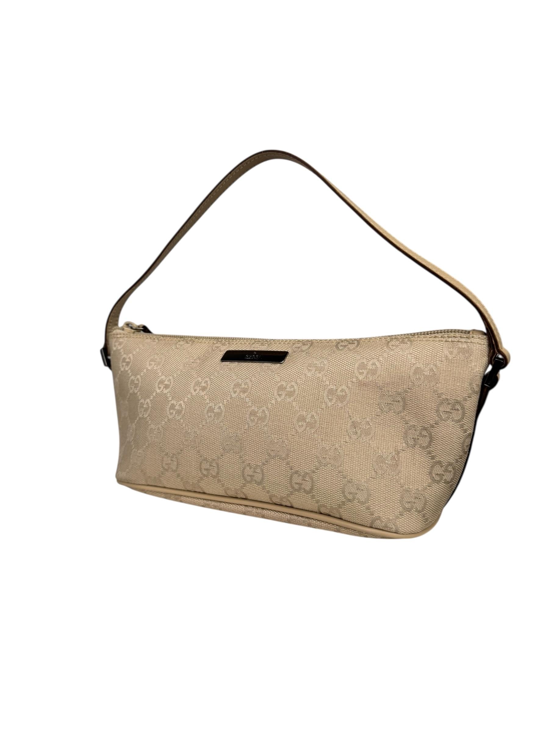 GUCCI GG CANVAS BOAT POCHETTE