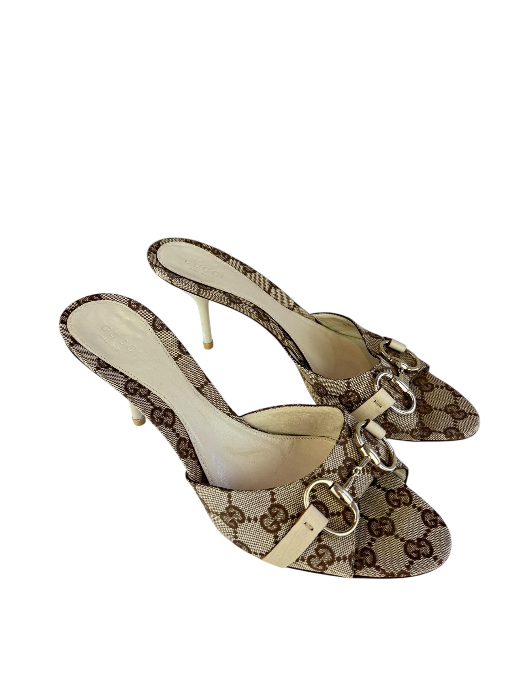 GUCCI GG CANVAS HORSEBIT HEELS