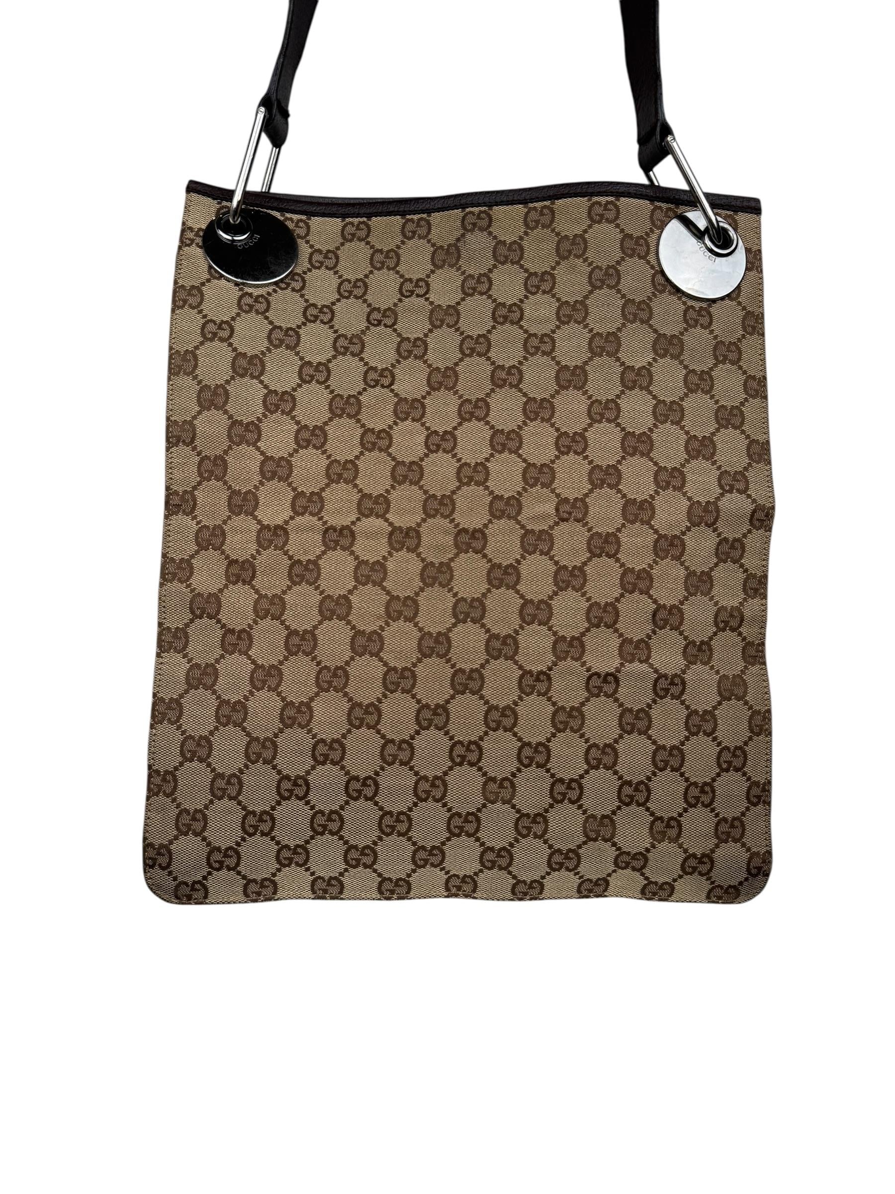 GUCCI GG CANVAS MESSENGER BAG