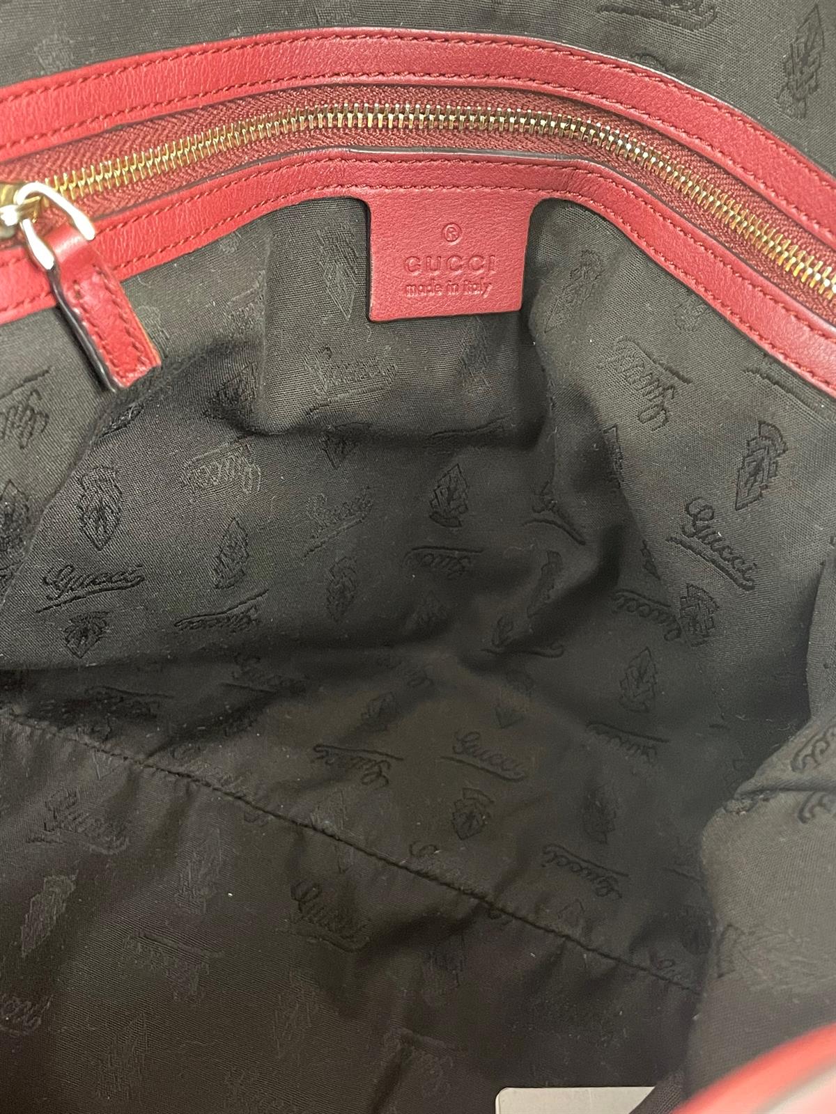 GUCCI GG CHARLOTTE SHOULDER BAG
