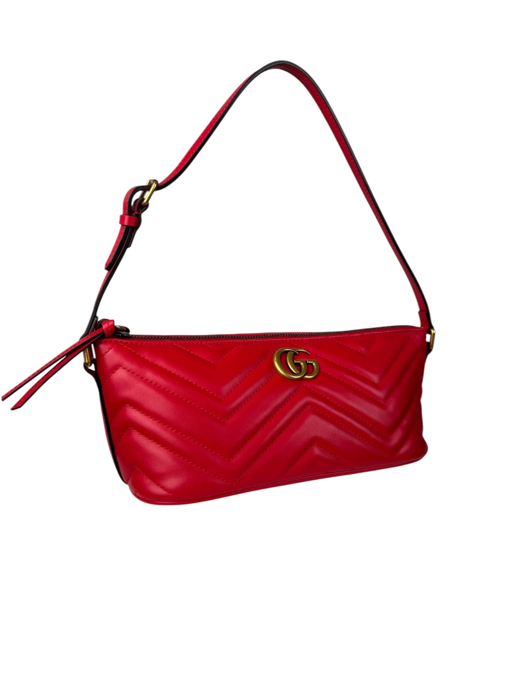 GUCCI GG MARMONT SHOULDER BAG