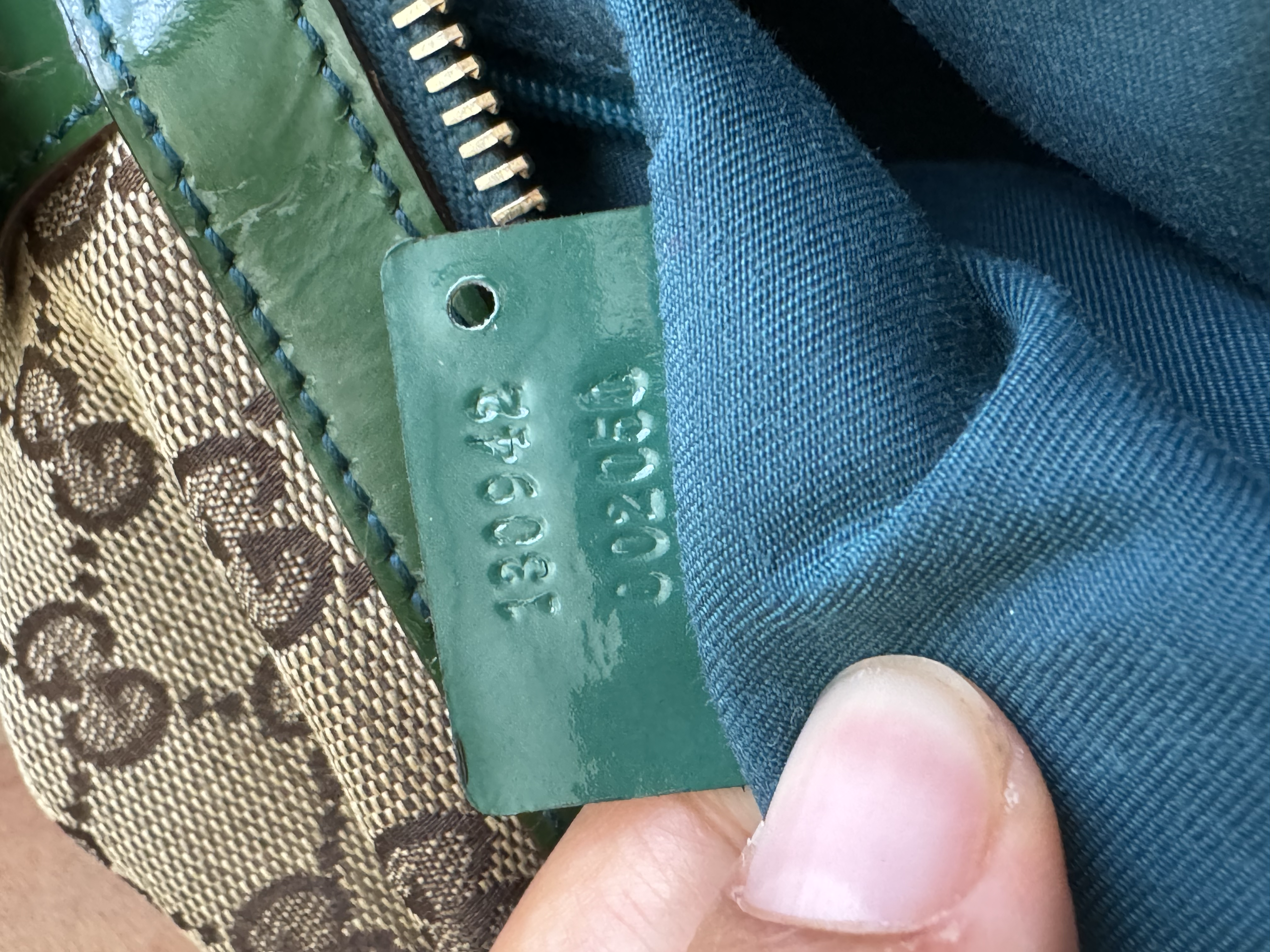 GUCCI GREEN MONOGRAM KOL ÇANTASI