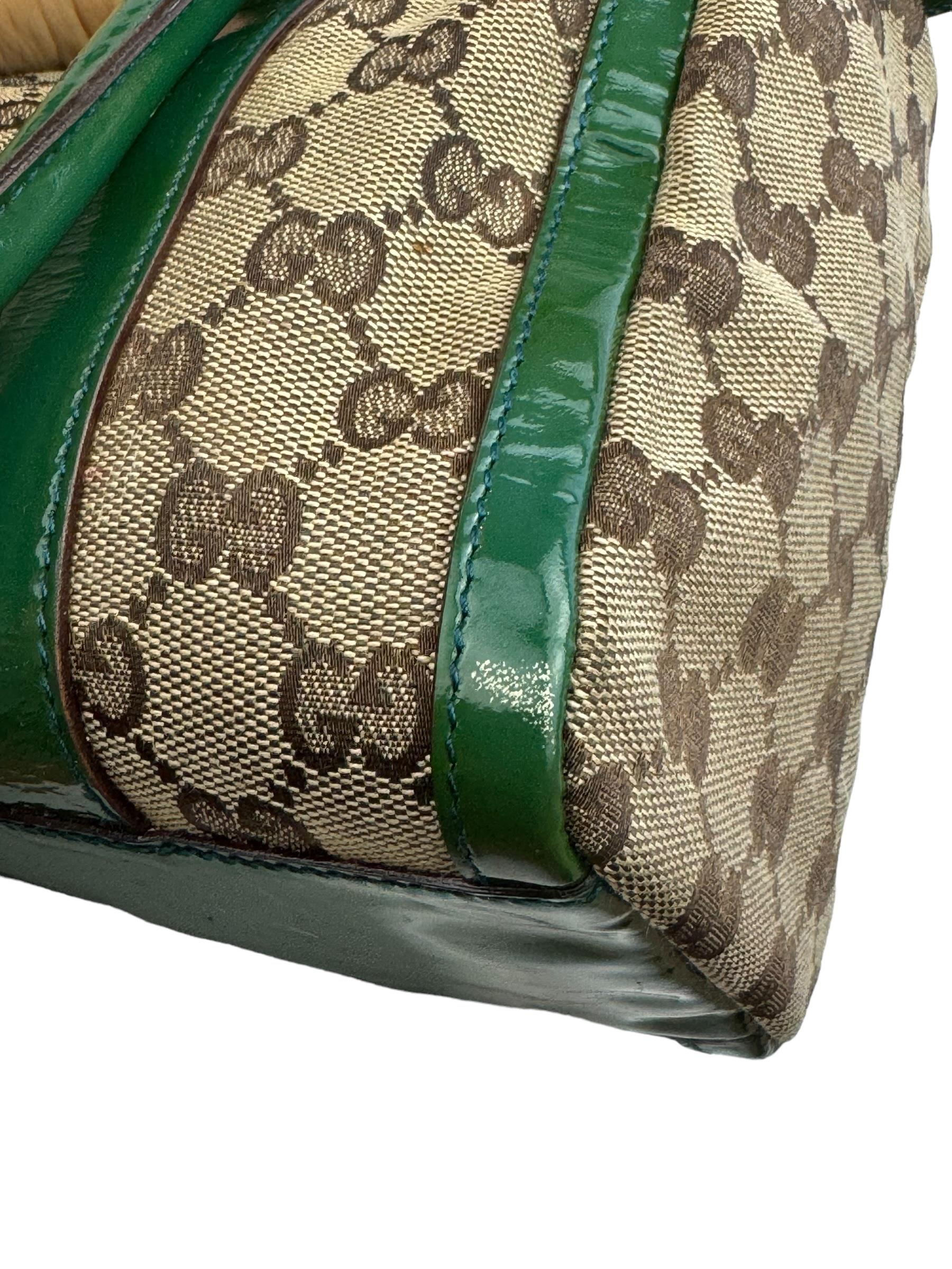 GUCCI GREEN MONOGRAM KOL ÇANTASI