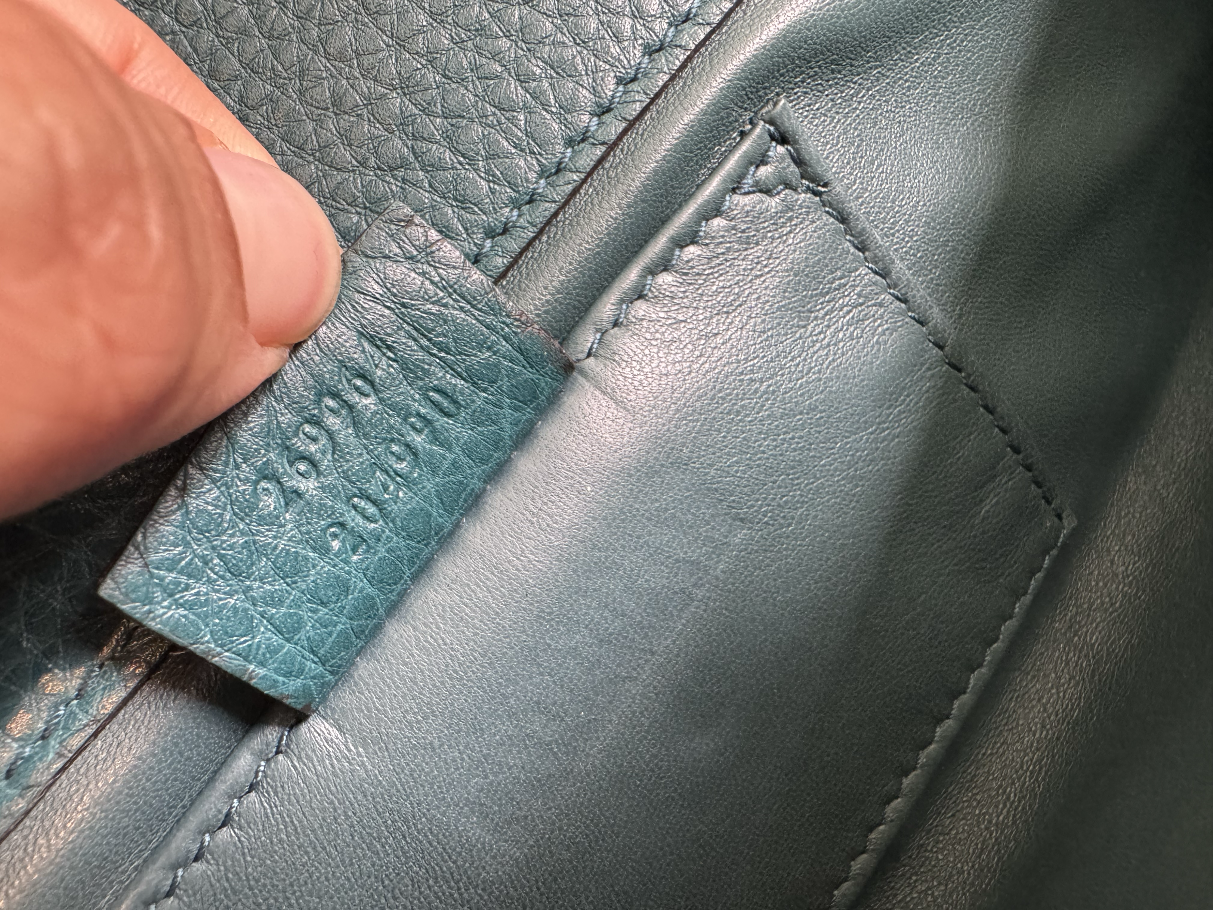 GUCCI GREEN PEBBLED LEATHER ROMY CLUTCH