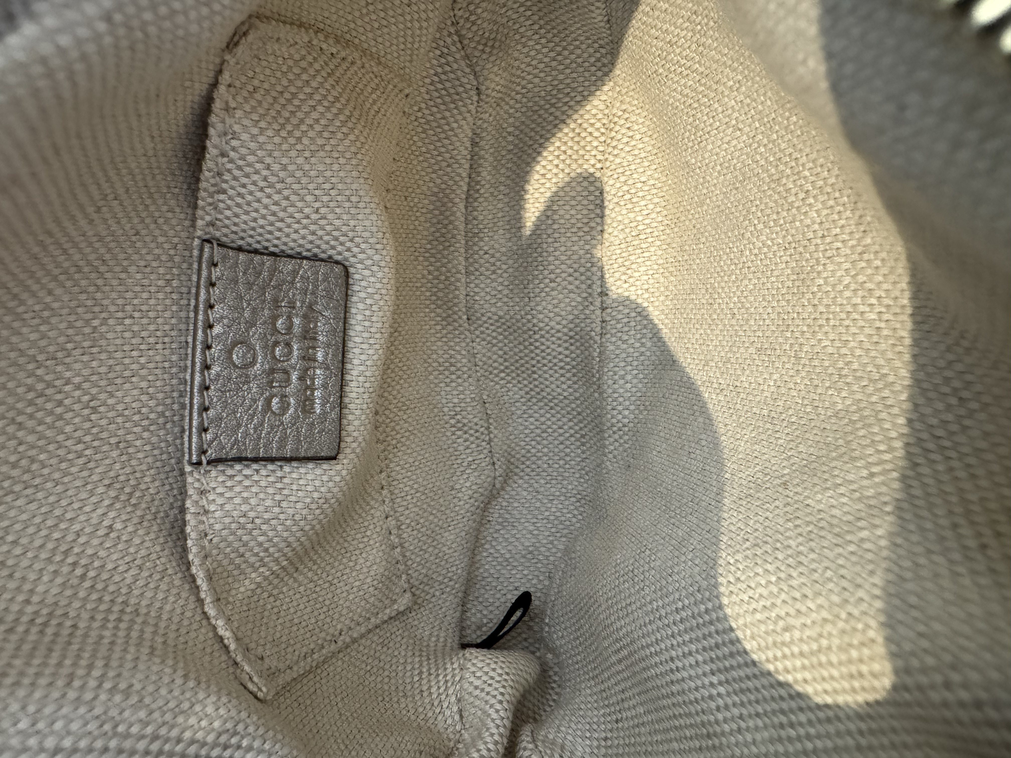 GUCCI MINI LEATHER SOHO CHAIN BAG
