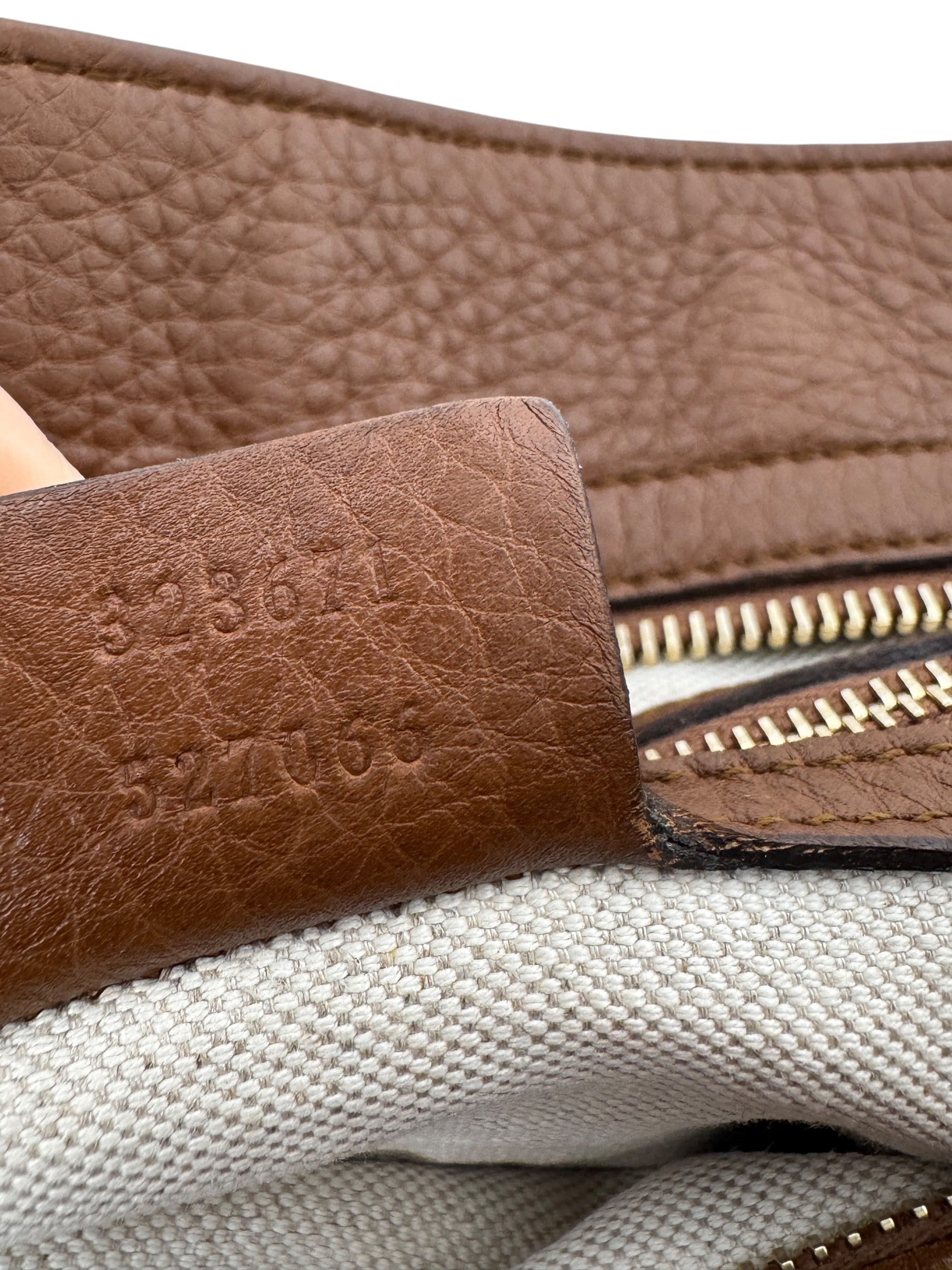 GUCCI PEBBLED LEATHER TOTE BAG
