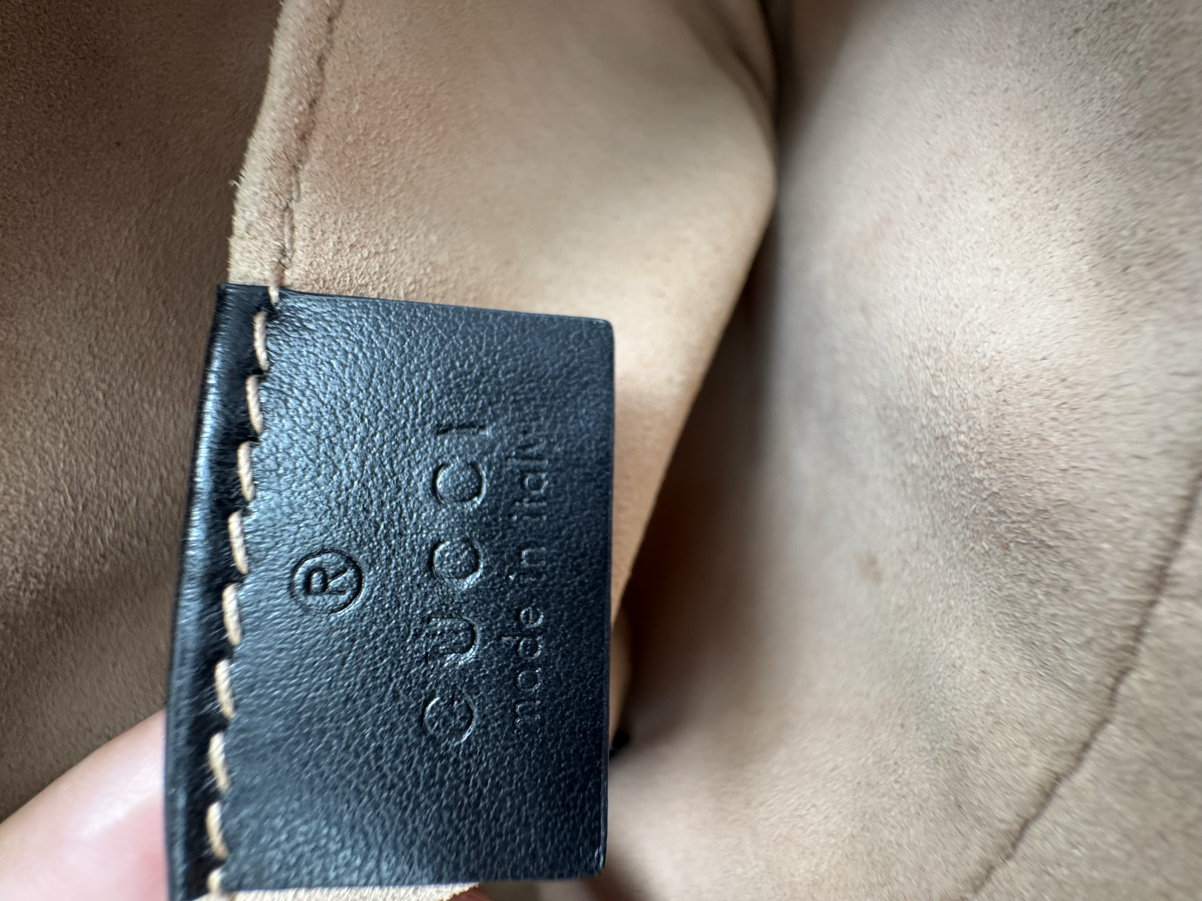 GUCCI SMALL MARMONT BAG