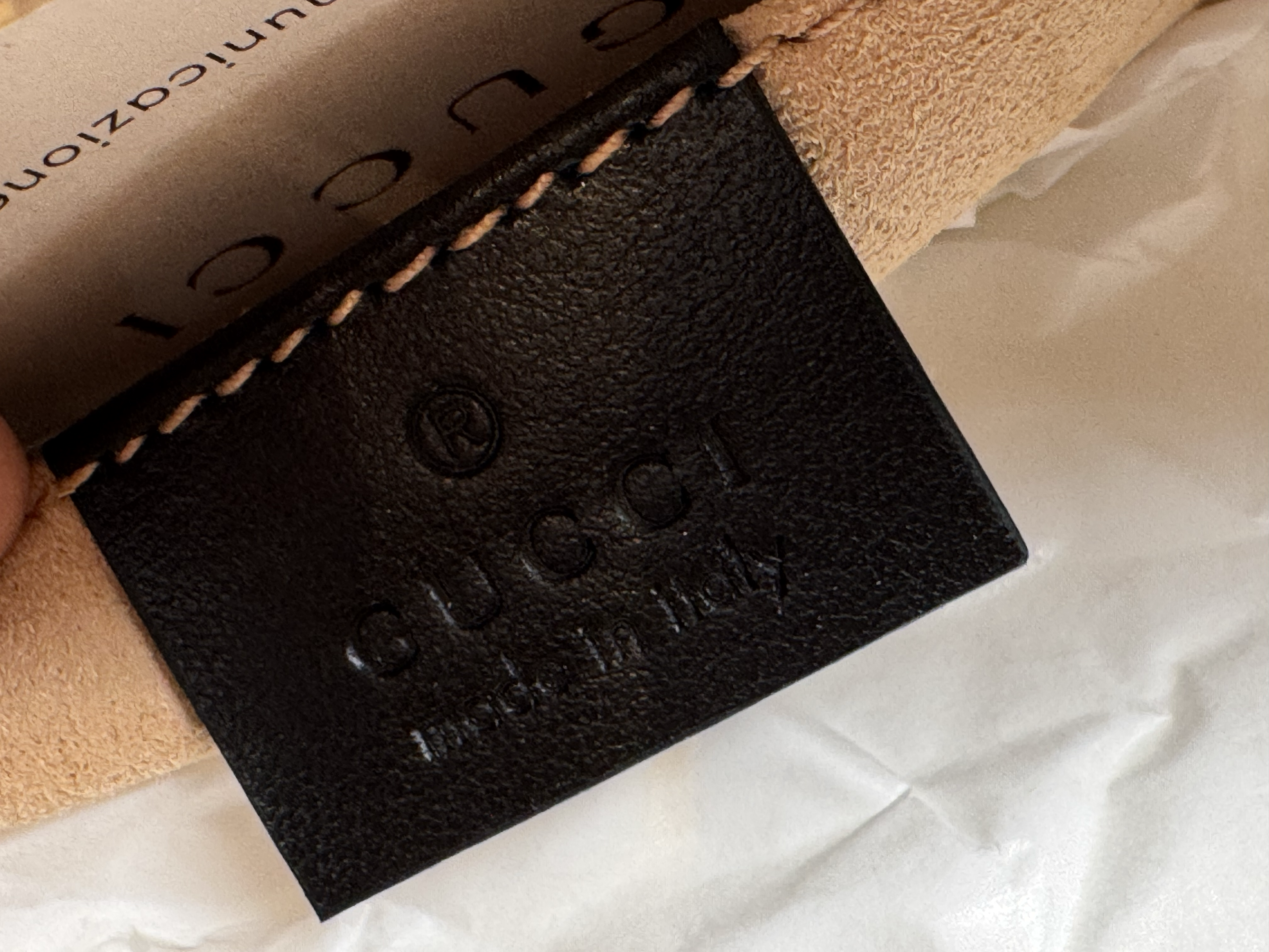 GUCCI SMALL MARMONT BAG