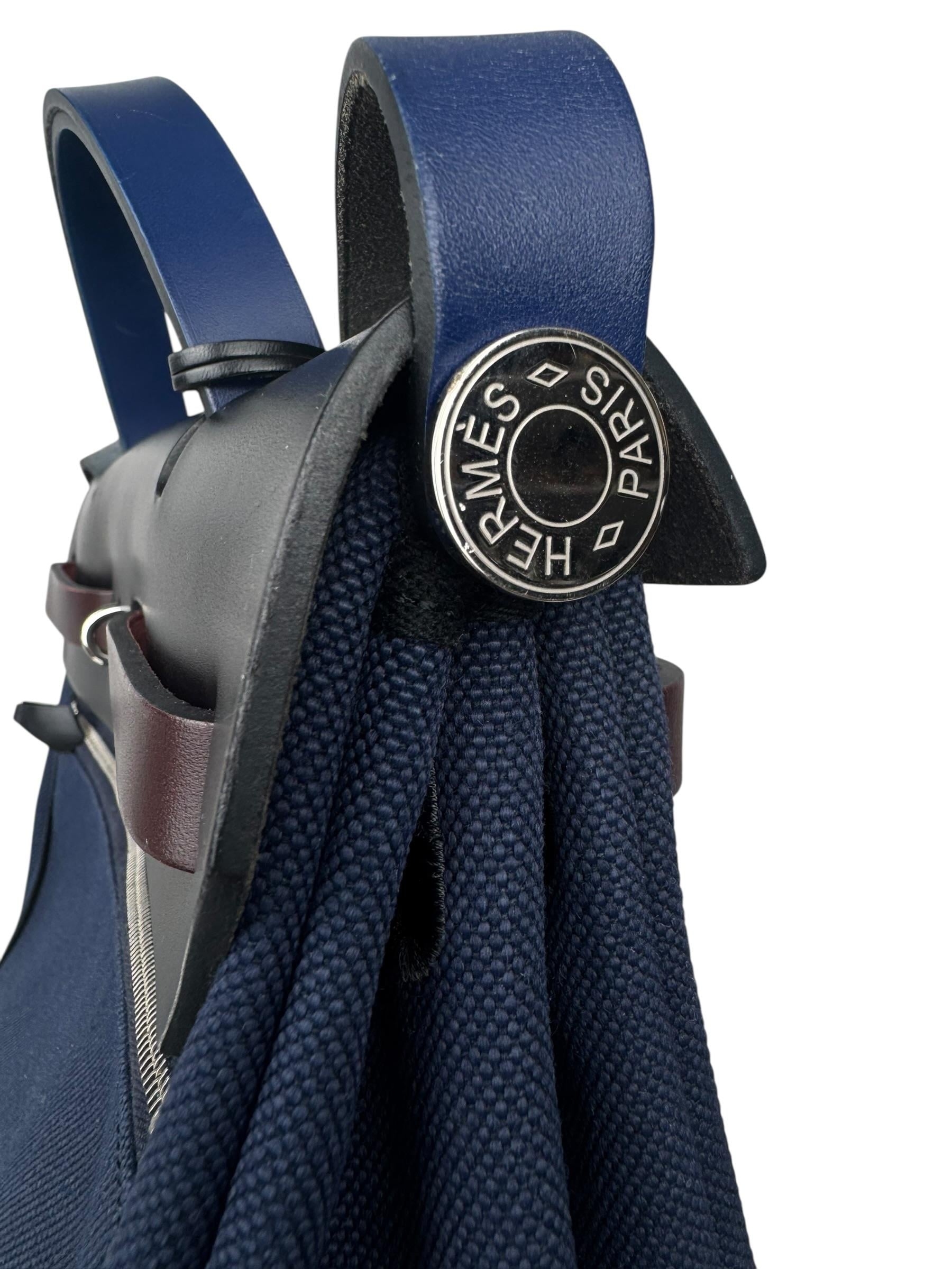 HERMES NAVY HERBAG 31