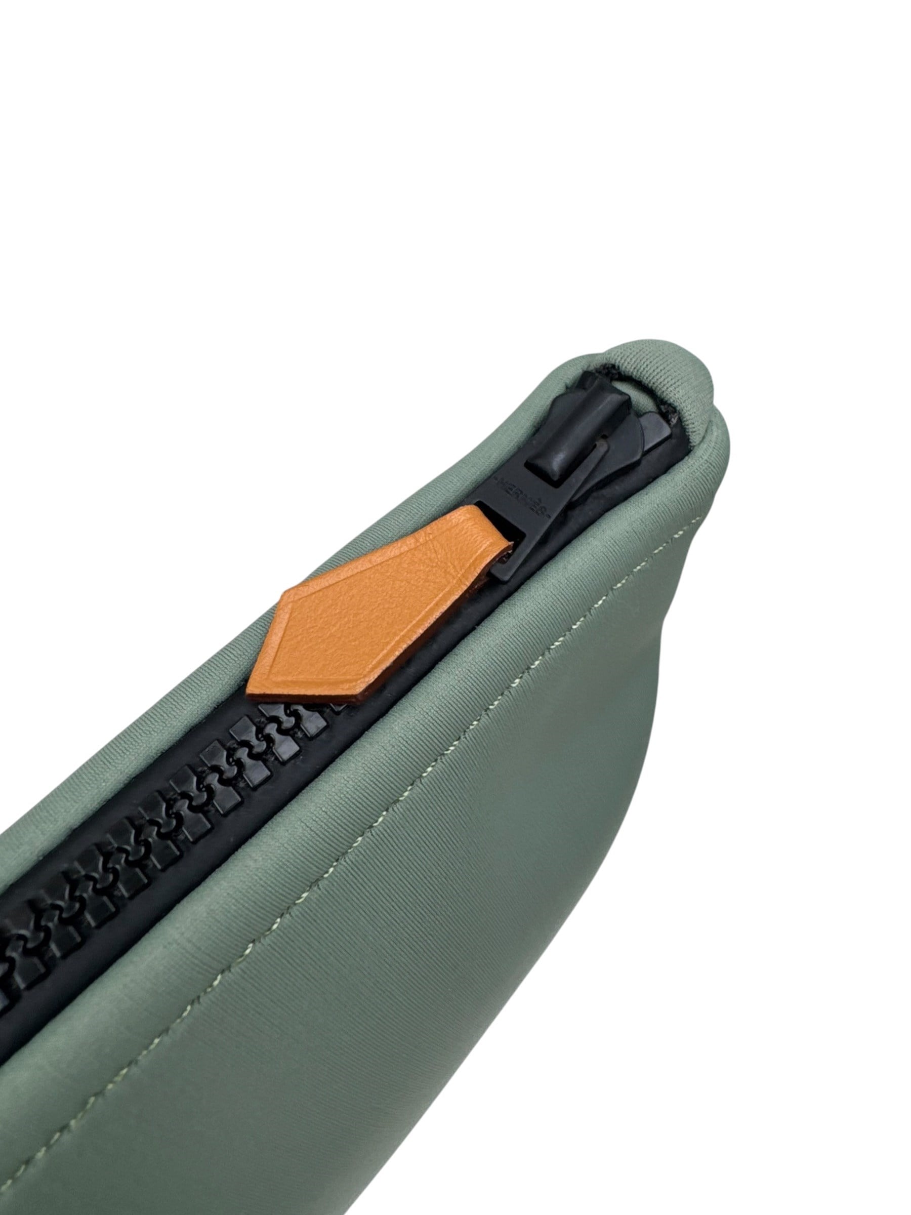 HERMES NEOBAIN GREEN CLUTCH BAG
