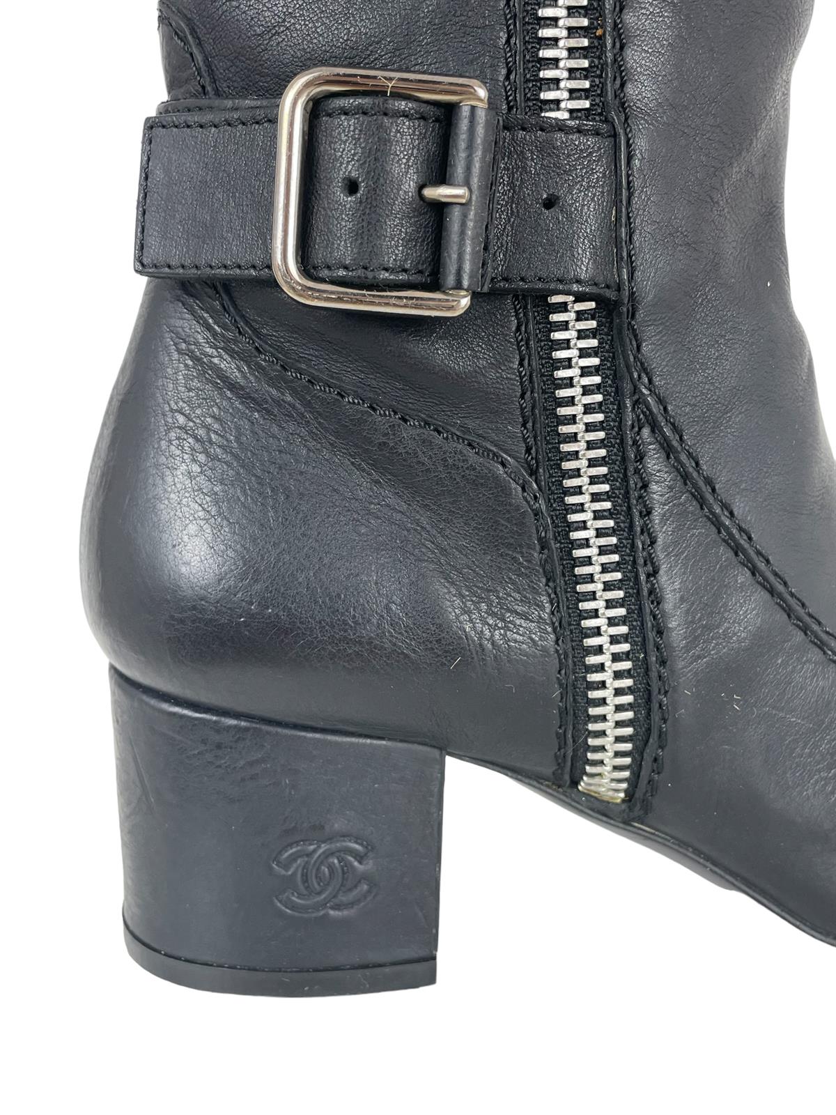 HIGH KNEE LEATHER BOOTS