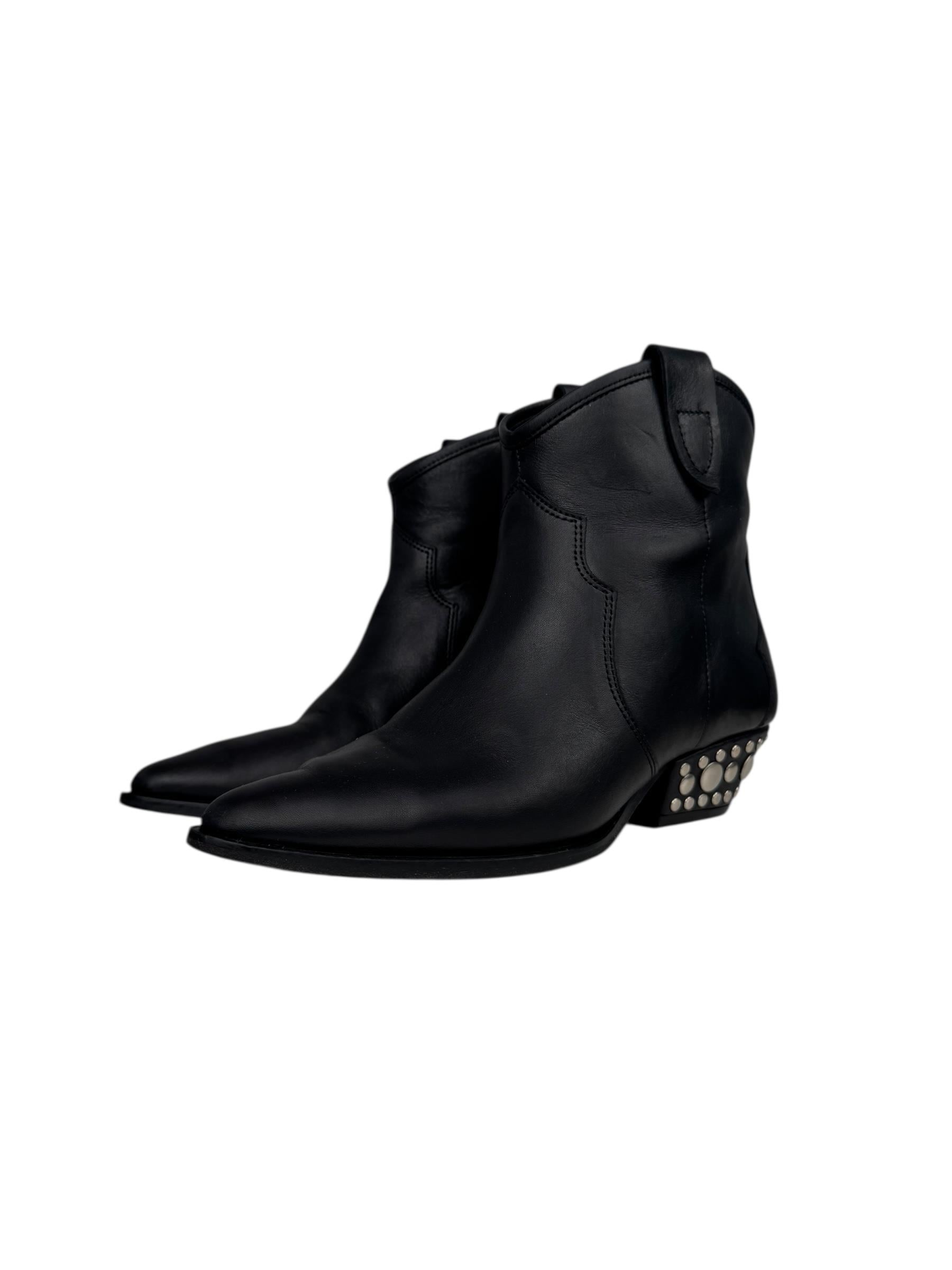 ISABEL MARANT BLACK LEATHER WESTERN BOOTS
