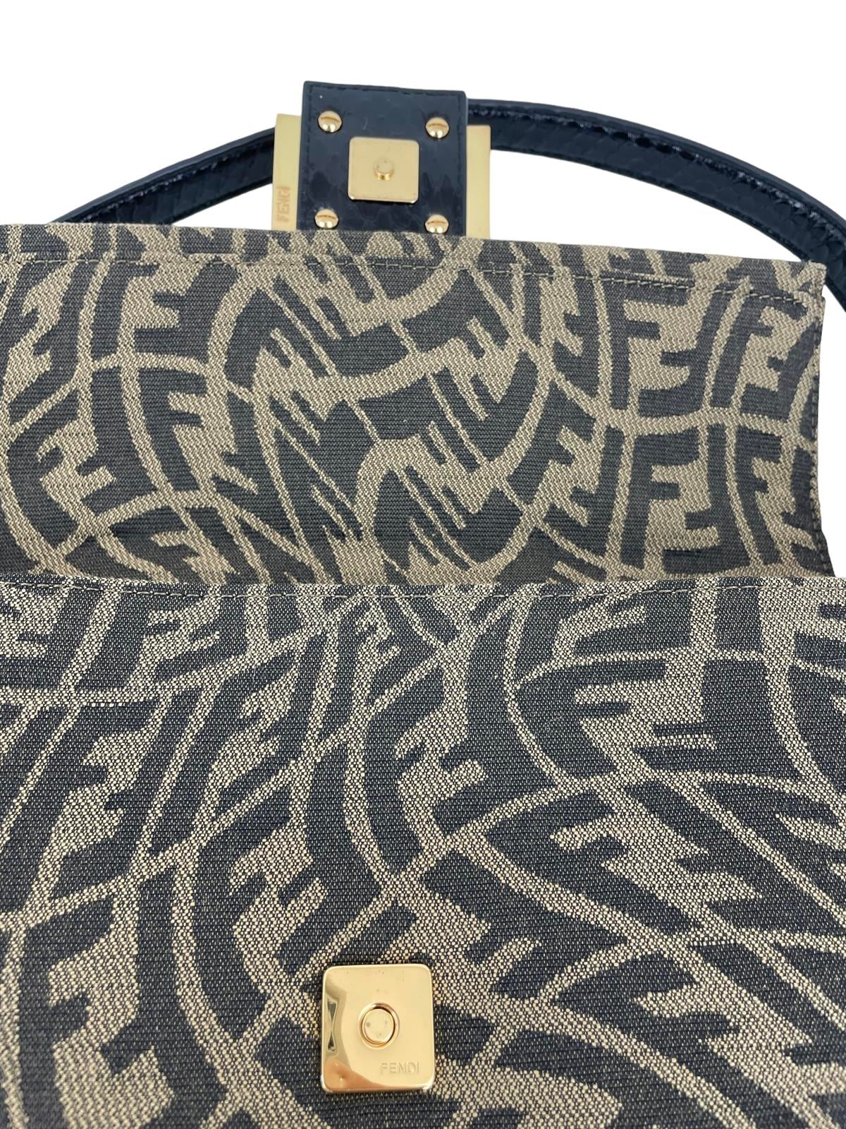 JACQUARD FF VERTIGO BAGUETTE