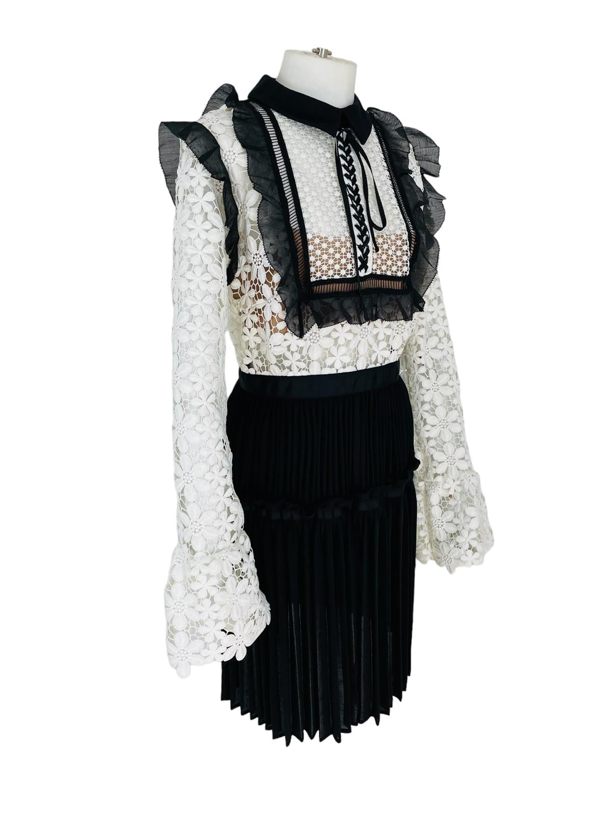 LACE DRESS