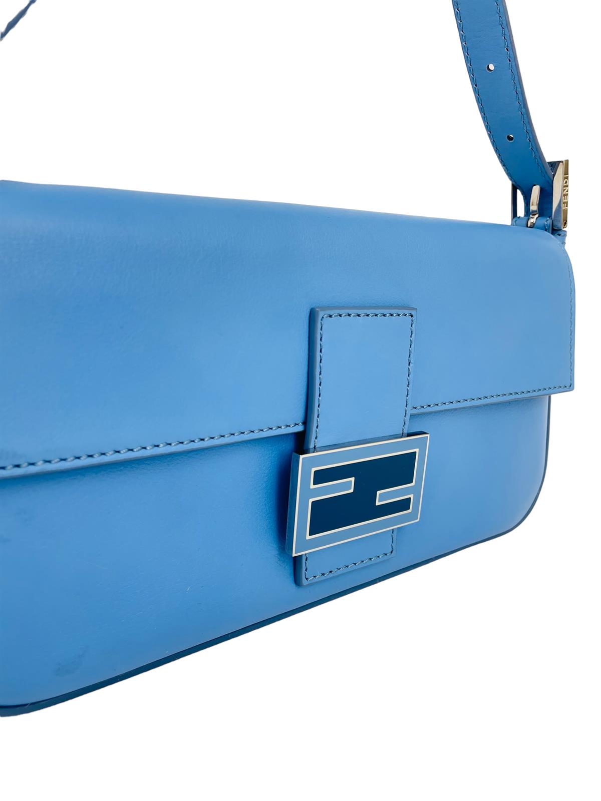 LEATHER BAGUETTE